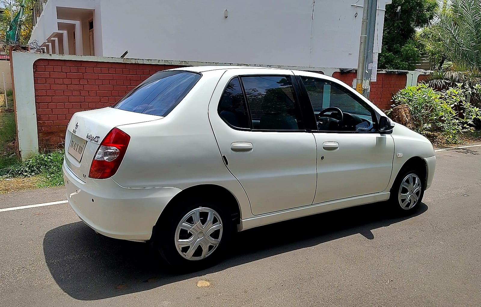 Tata Indigo - Image 3