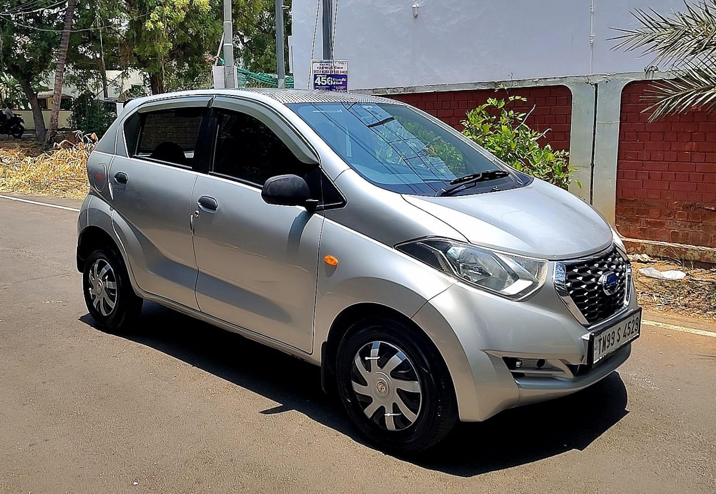 DatSun Redi Go - Image 4