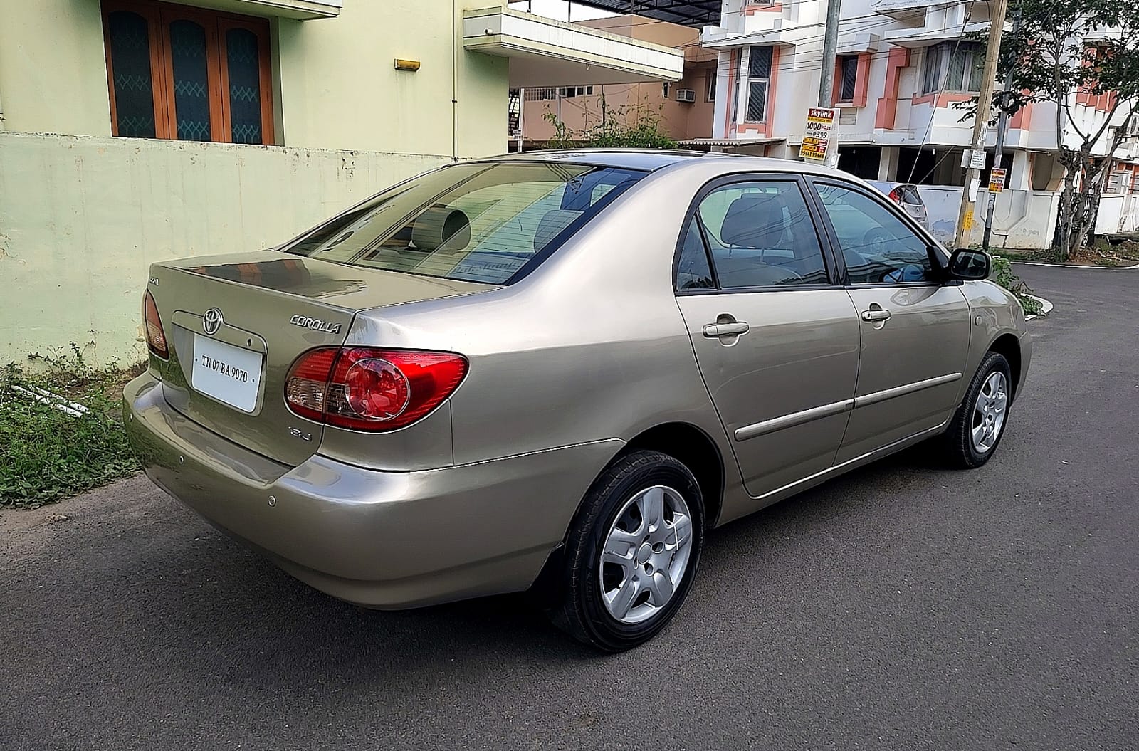 Toyota Corolla - Image 3