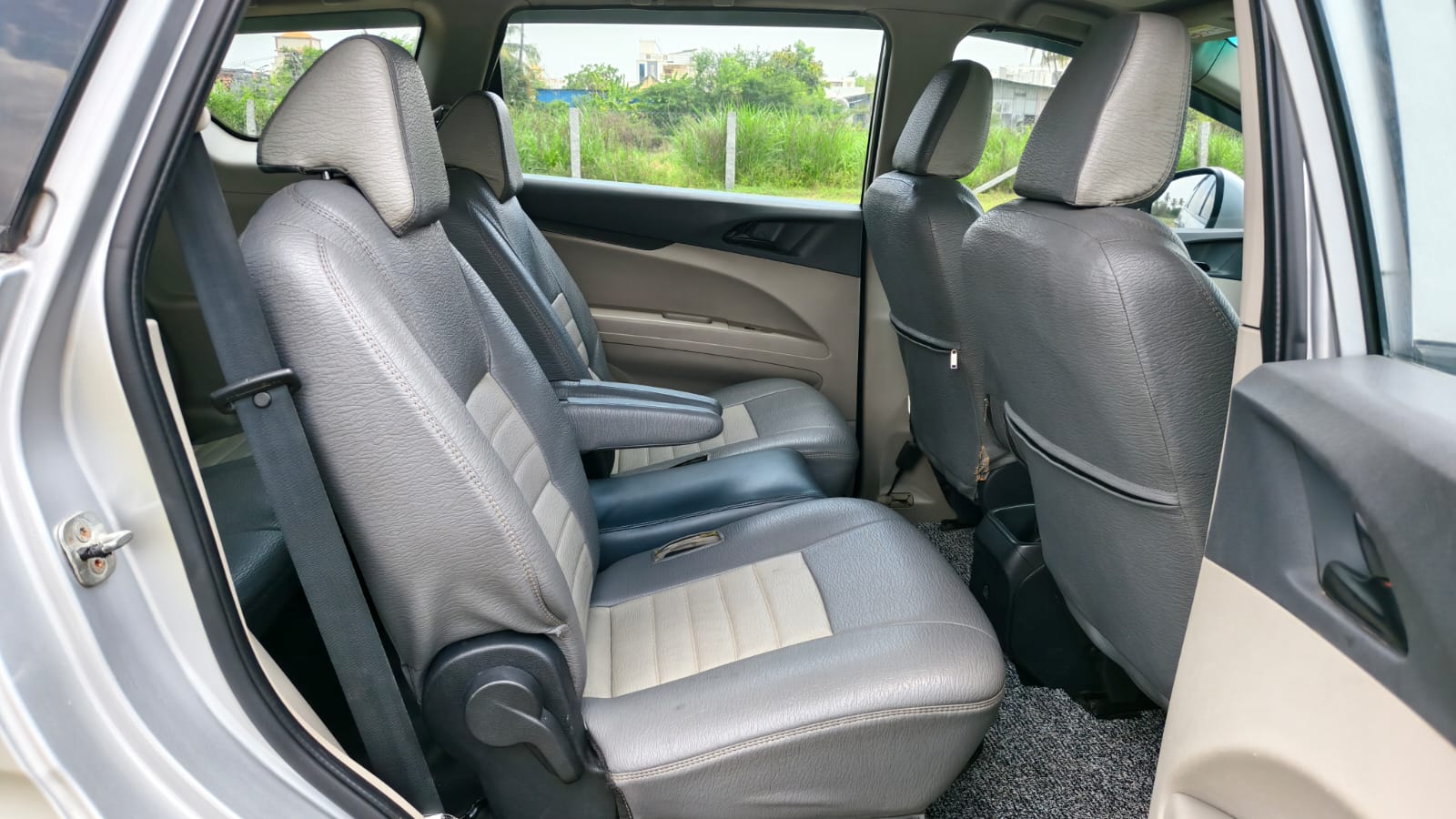 Mahindra Marazzo - Image 7