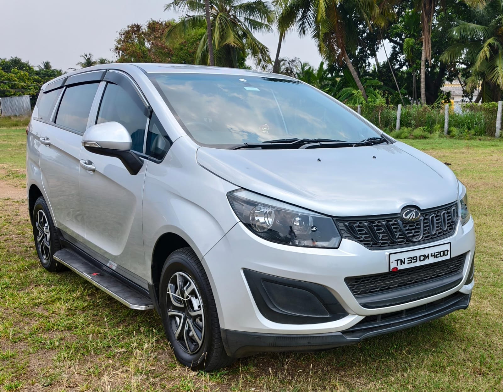 Mahindra Marazzo - Image 2