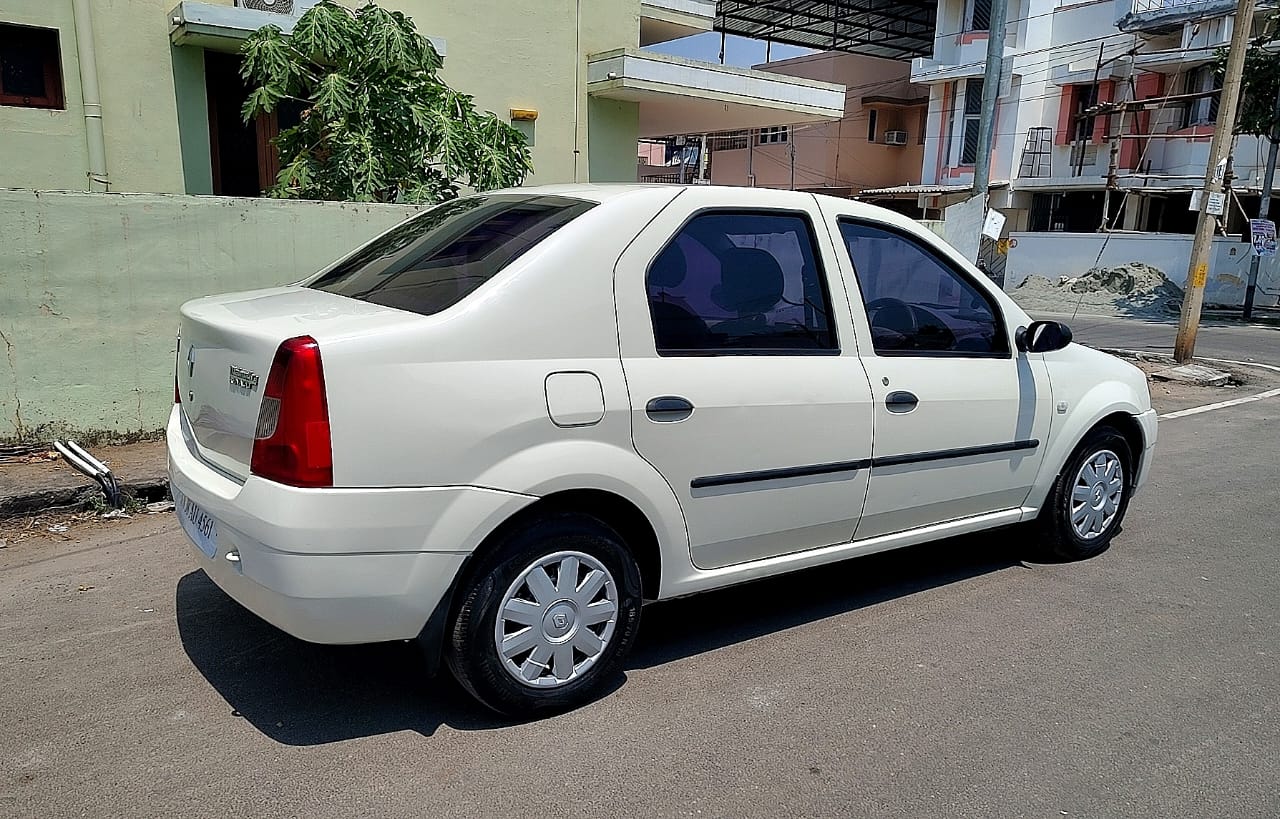 Renault Logan - Image 6