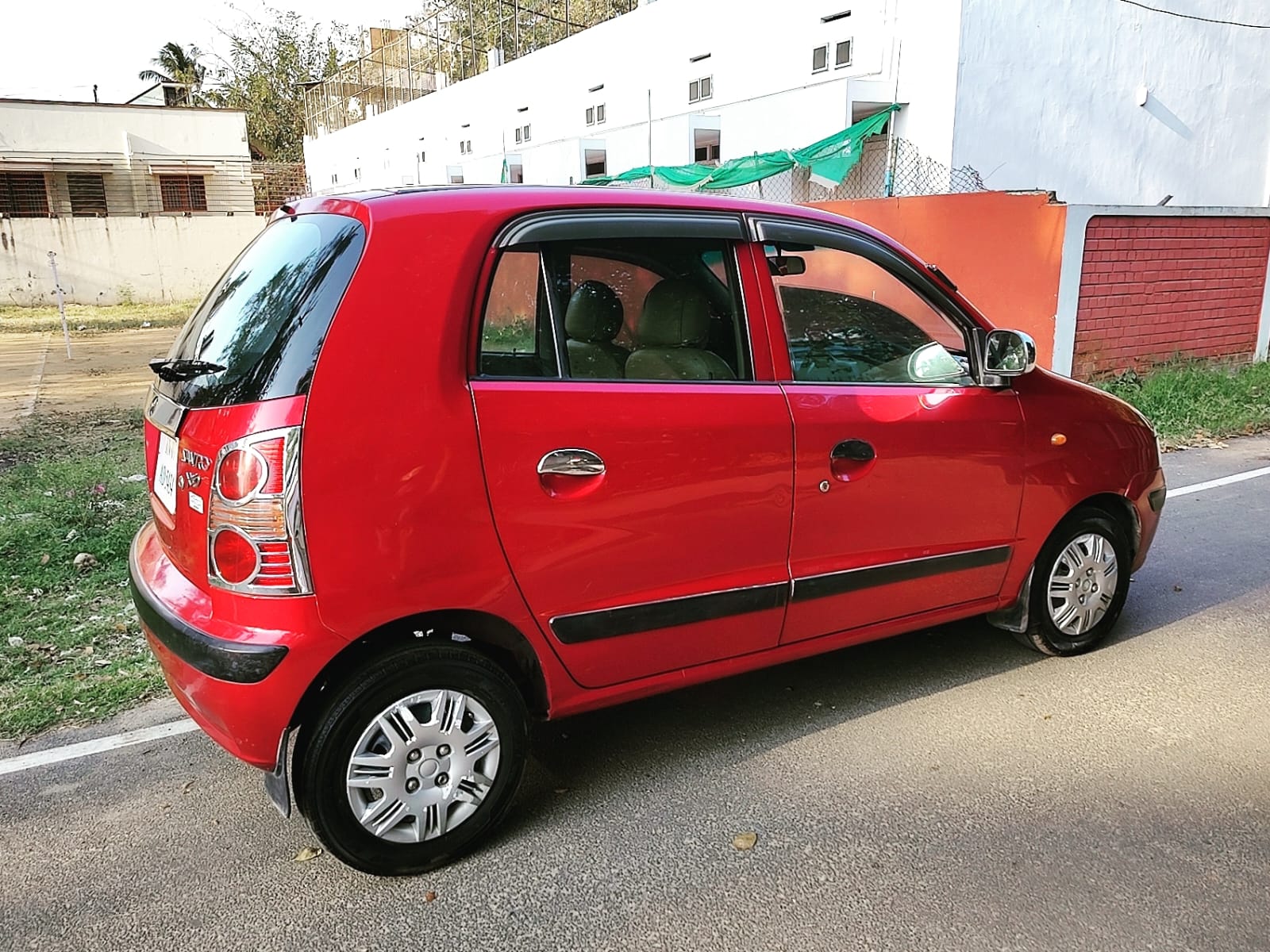 Hyundai Santro Xing - Image 6