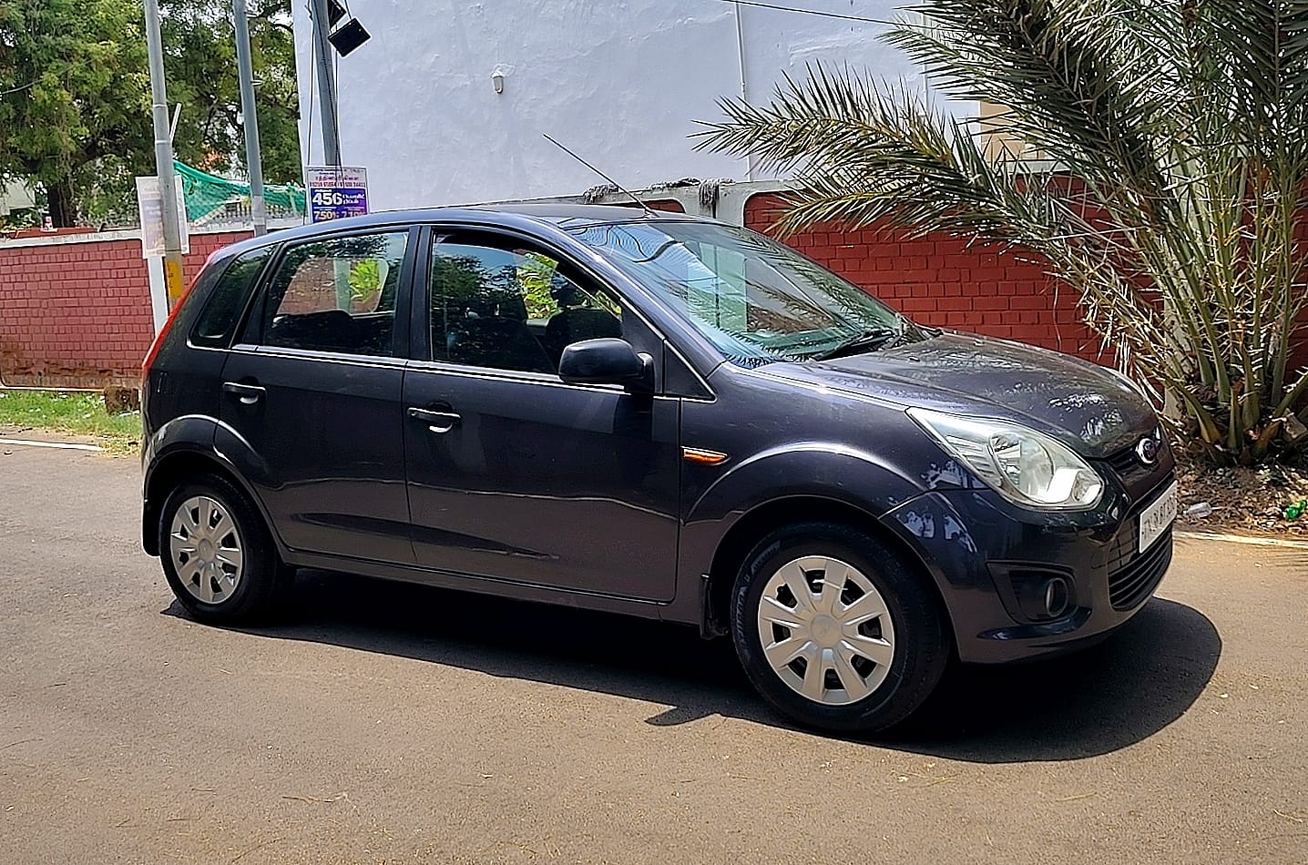Ford Figo - Image 2