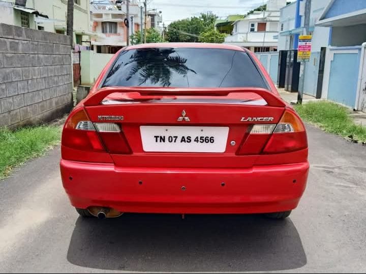 Mitsubishi Lancer - Image 6