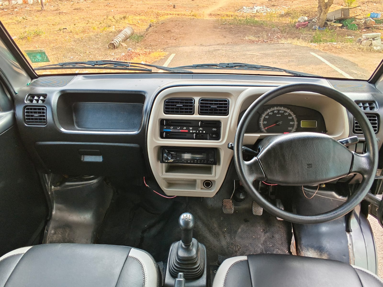 Maruti Suzuki Eeco - Image 3