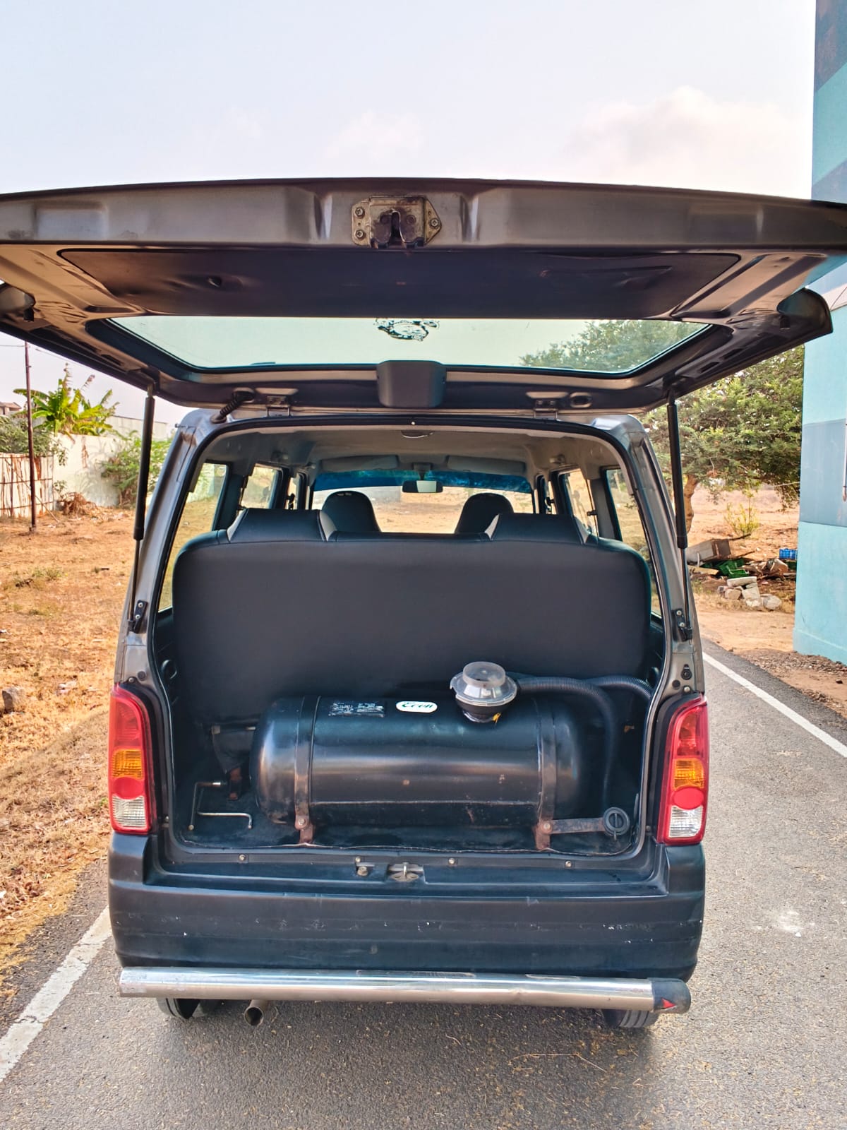 Maruti Suzuki Eeco - Image 9