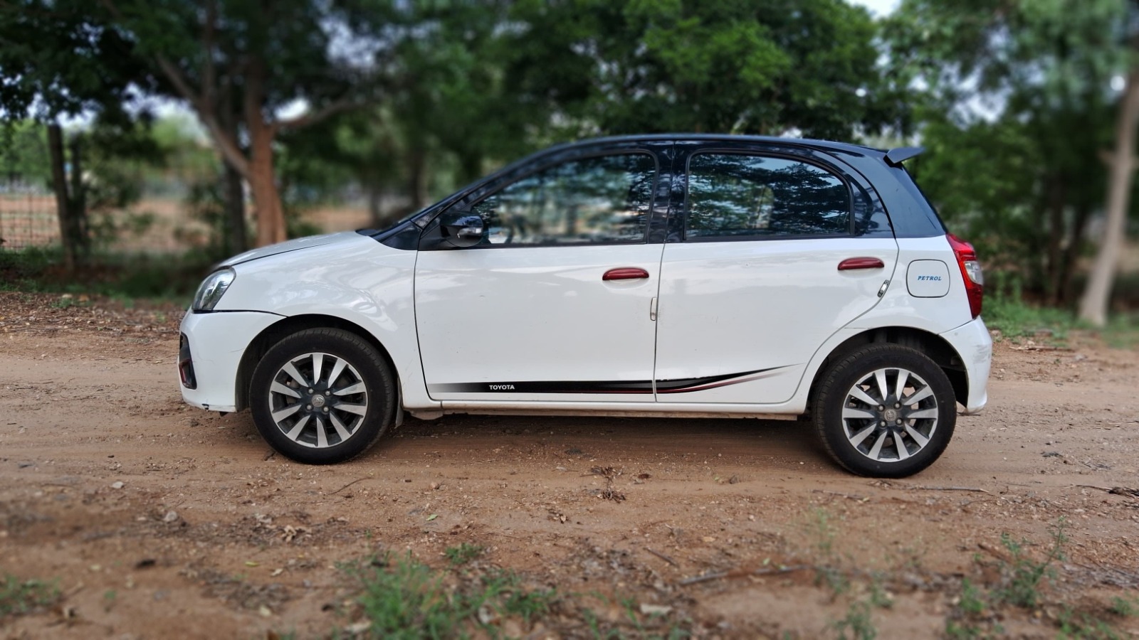 Toyota Etios Liva - Image 7