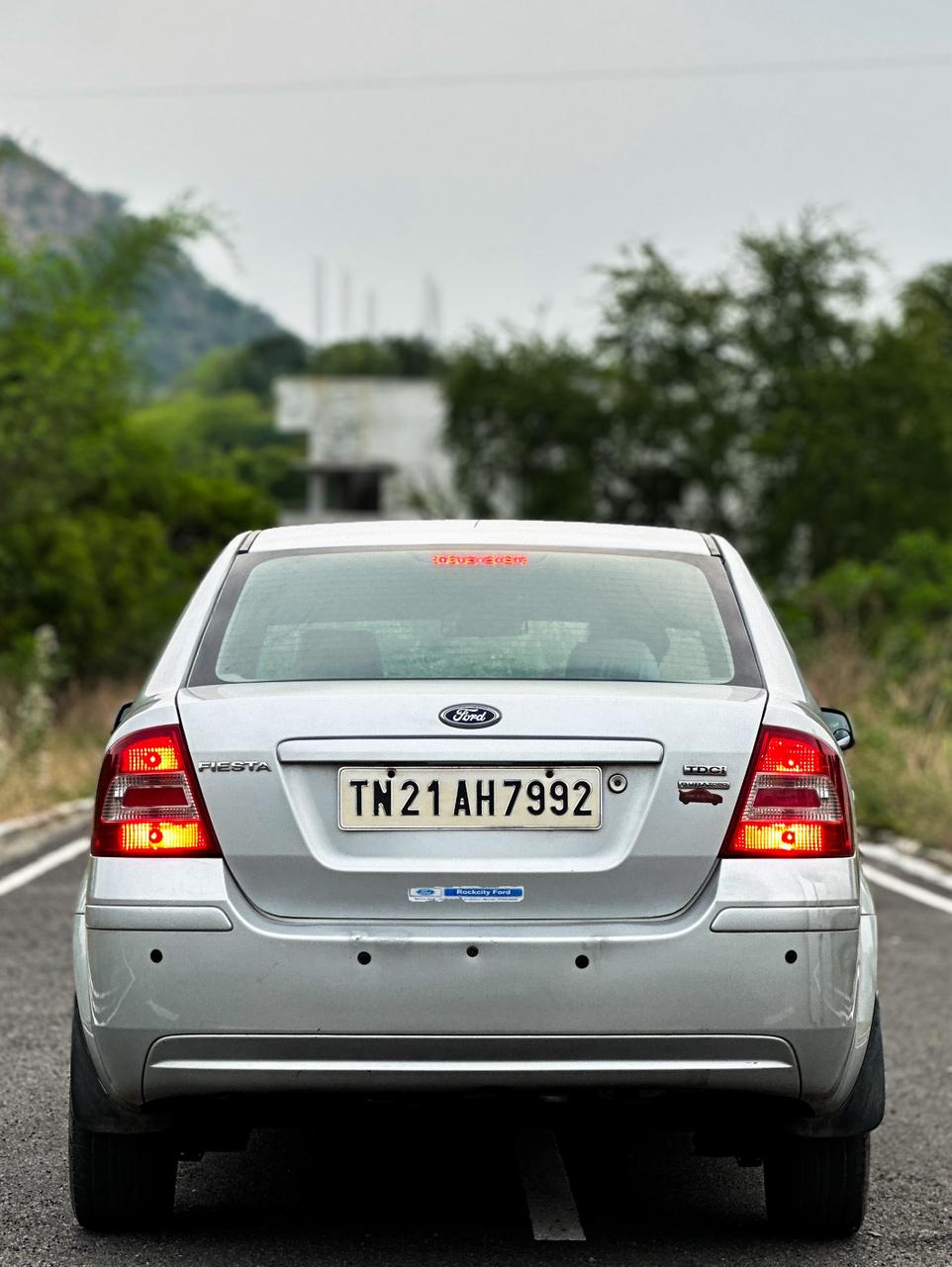 Ford Fiesta - Image 2