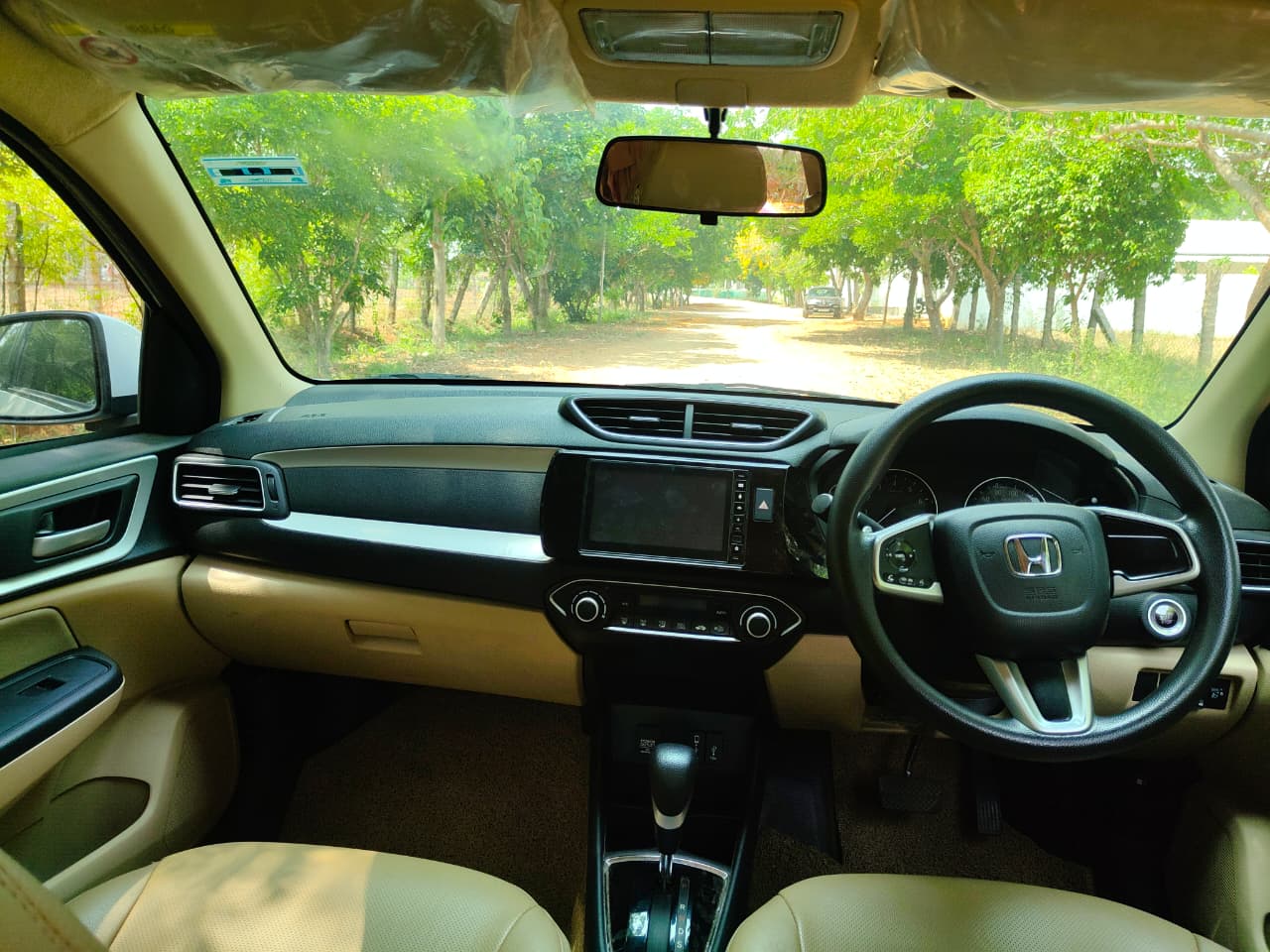 Honda Amaze - Image 4