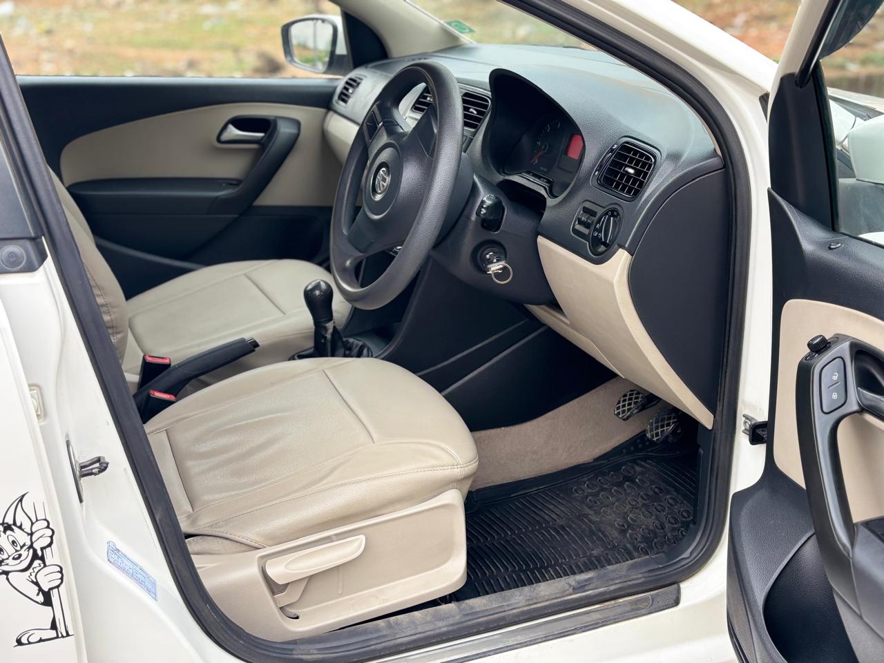 Volkswagen Polo - Image 3