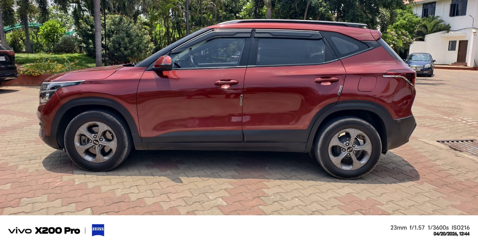 Kia Seltos - Image 1