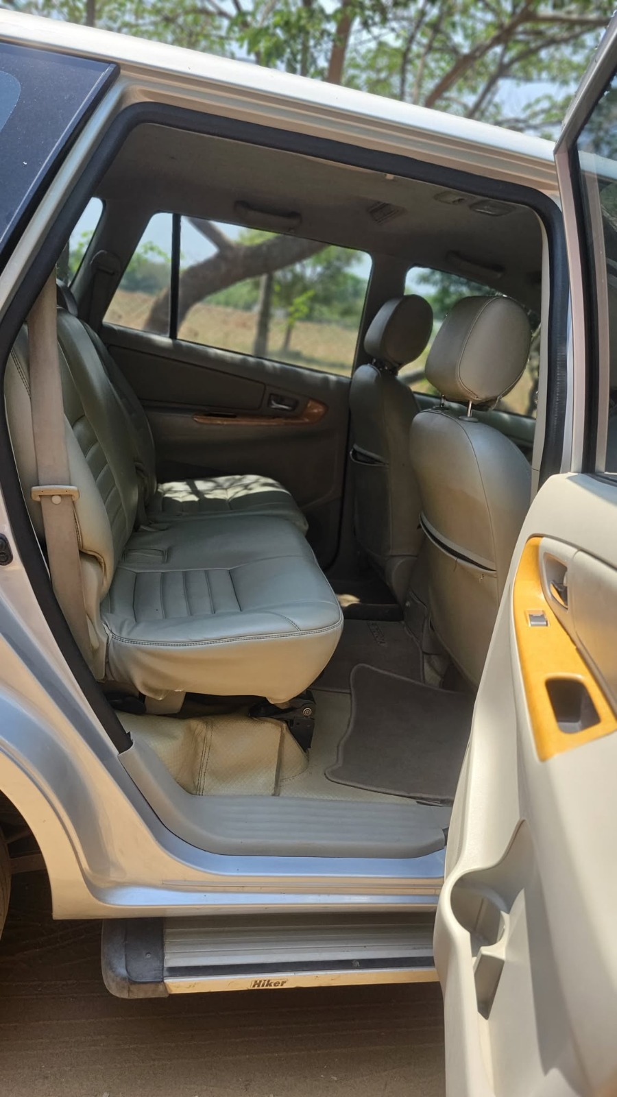 Toyota Innova - Image 6