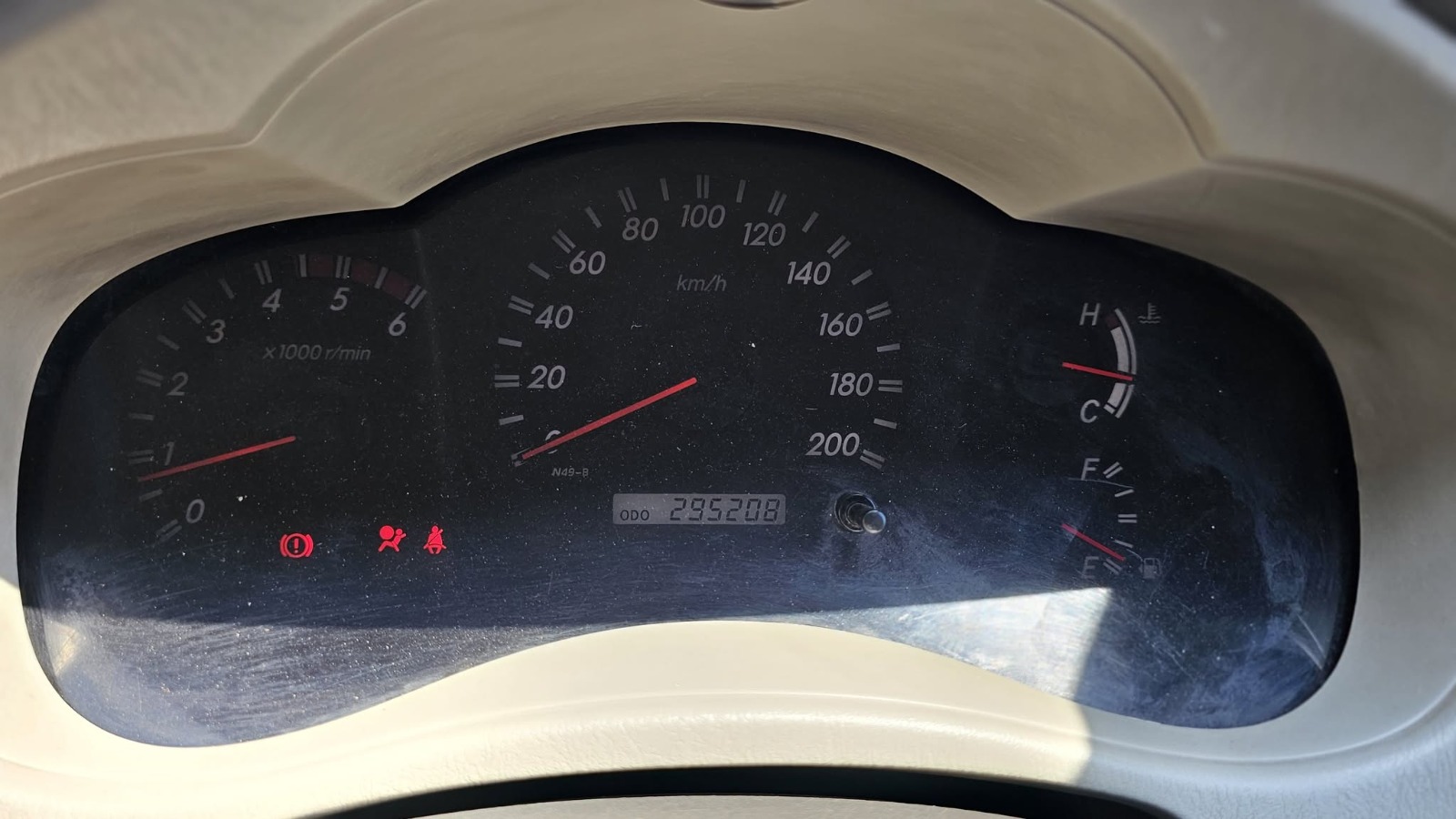 Toyota Innova - Image 3
