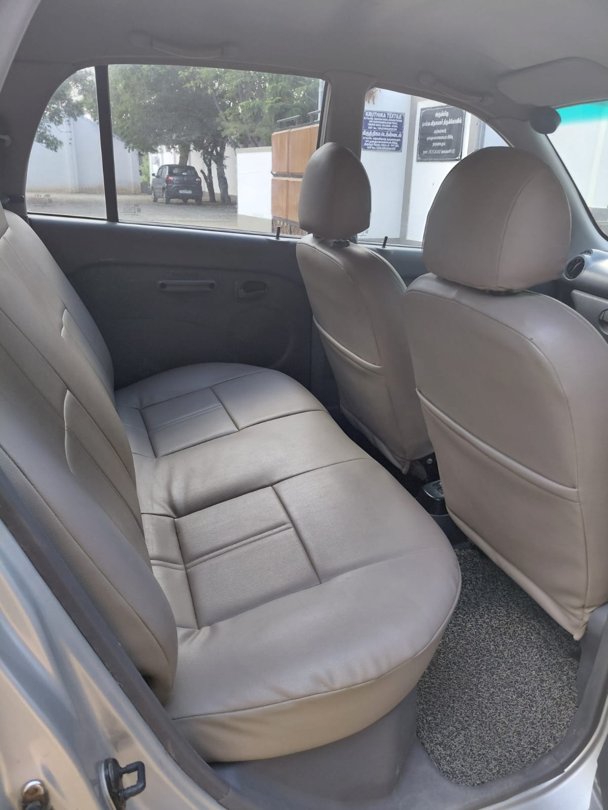 Hyundai Santro - Image 6