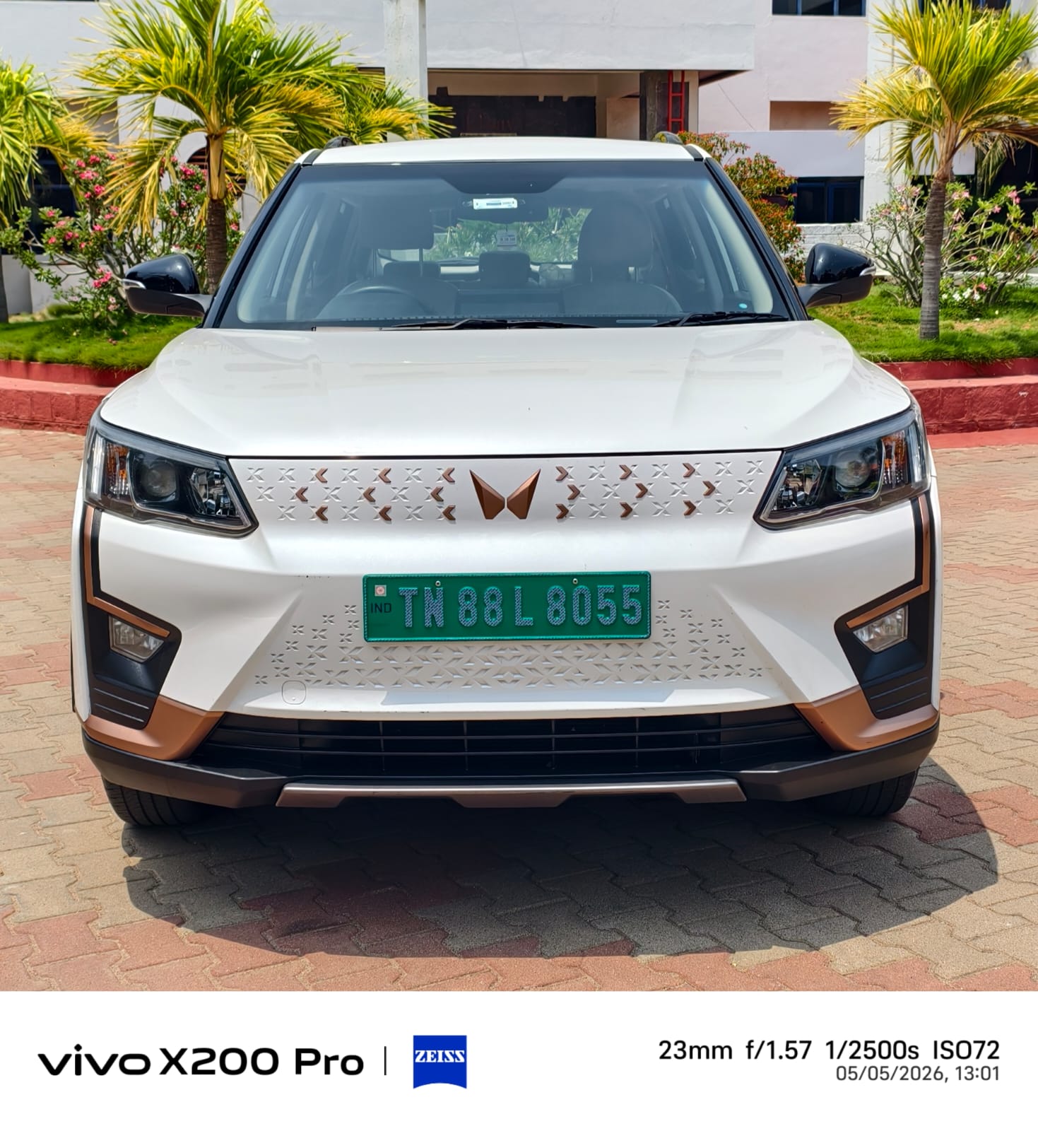 Mahindra XUV 400