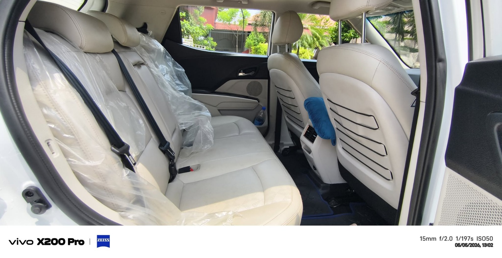 Mahindra XUV 400 - Image 3