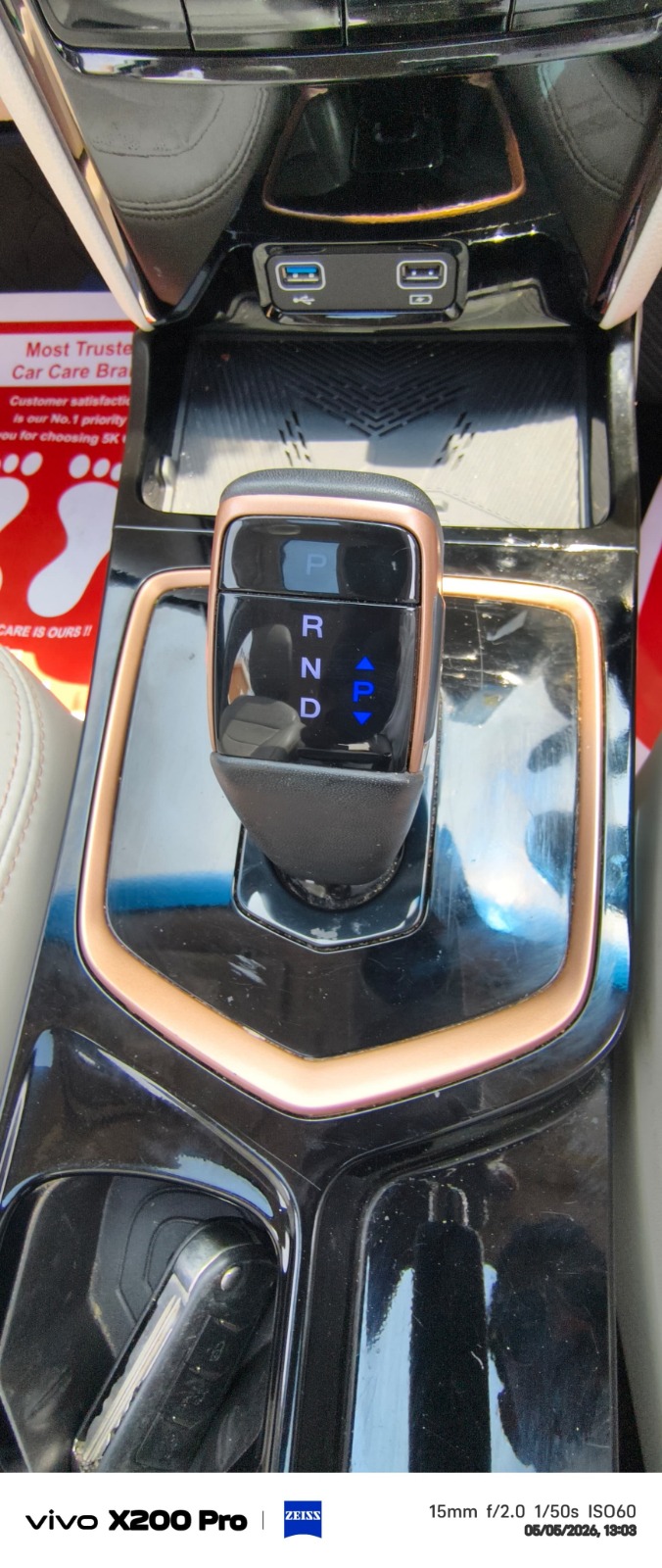 Mahindra XUV 400 - Image 6