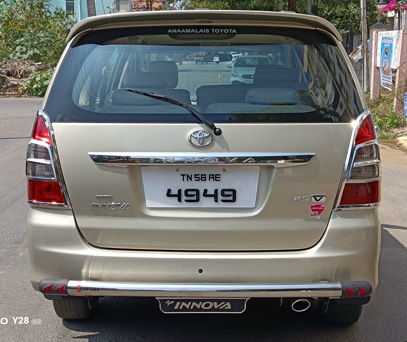 Toyota Innova - Image 3