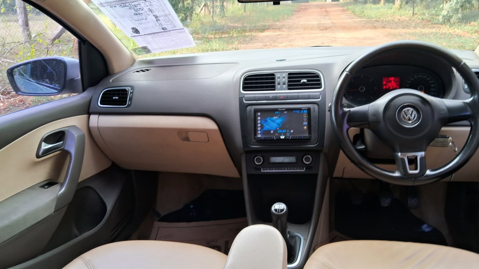 Volkswagen Vento - Image 6