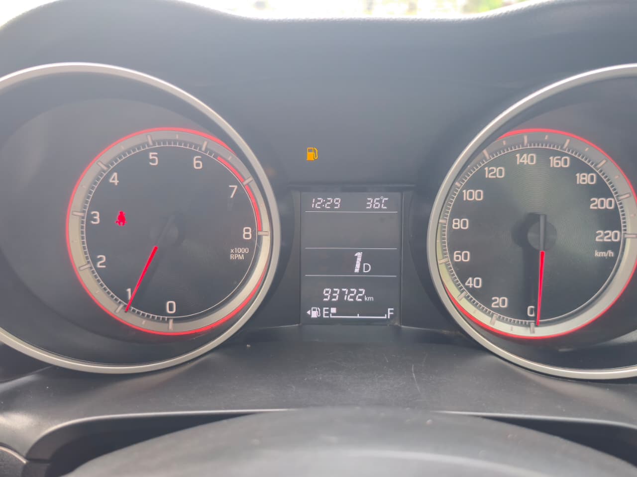 Maruti Suzuki Swift - Image 2