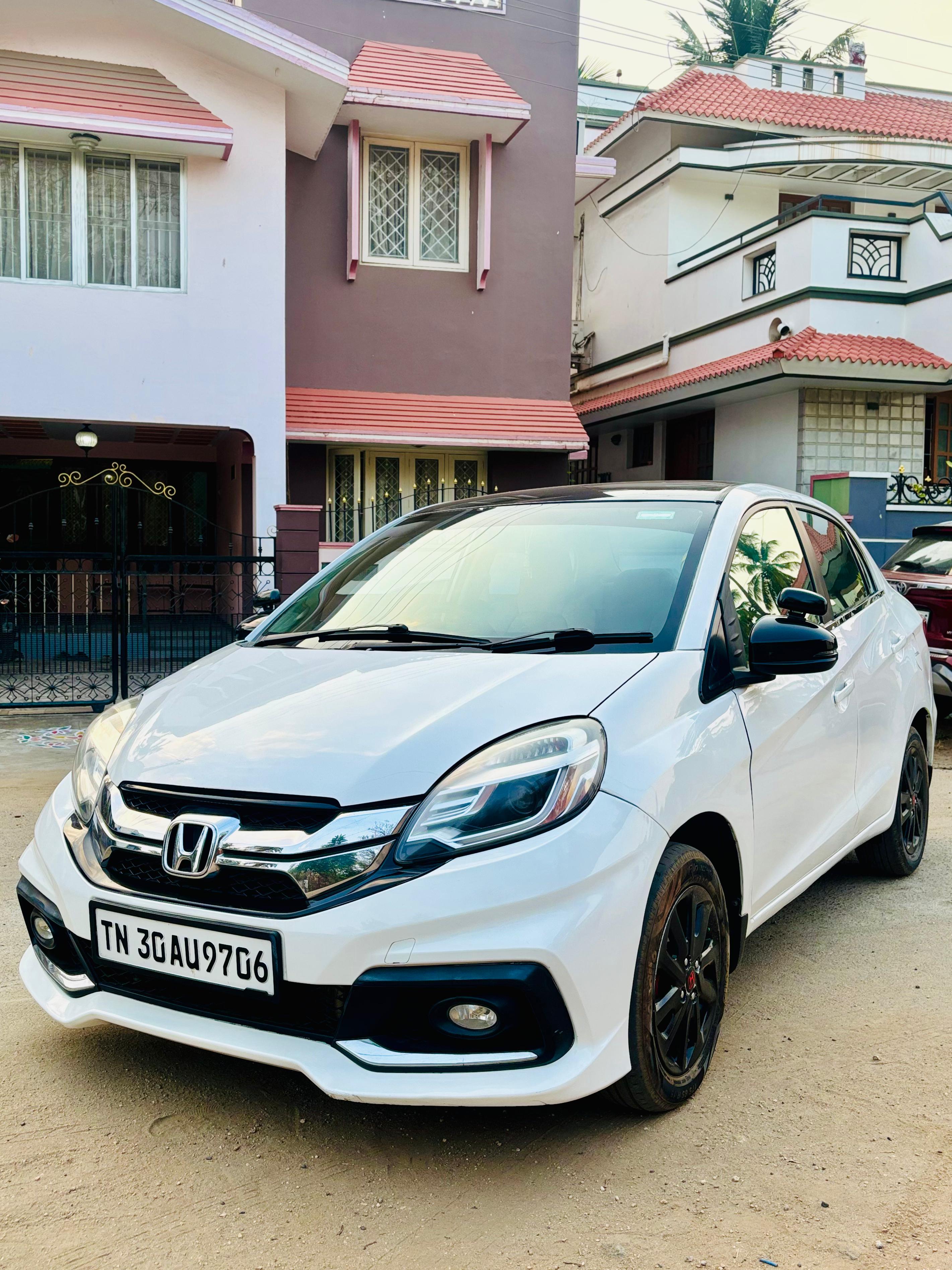 Honda Amaze - Image 8