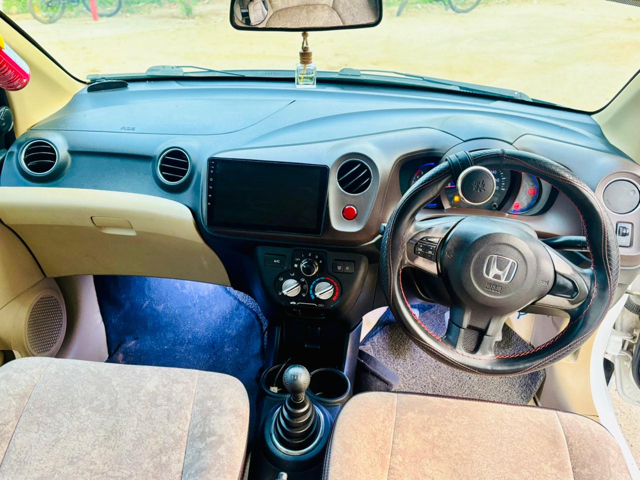 Honda Amaze - Image 2
