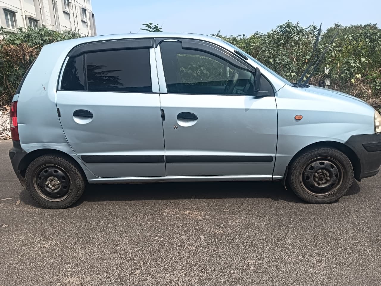 Hyundai Santro Xing - Image 5