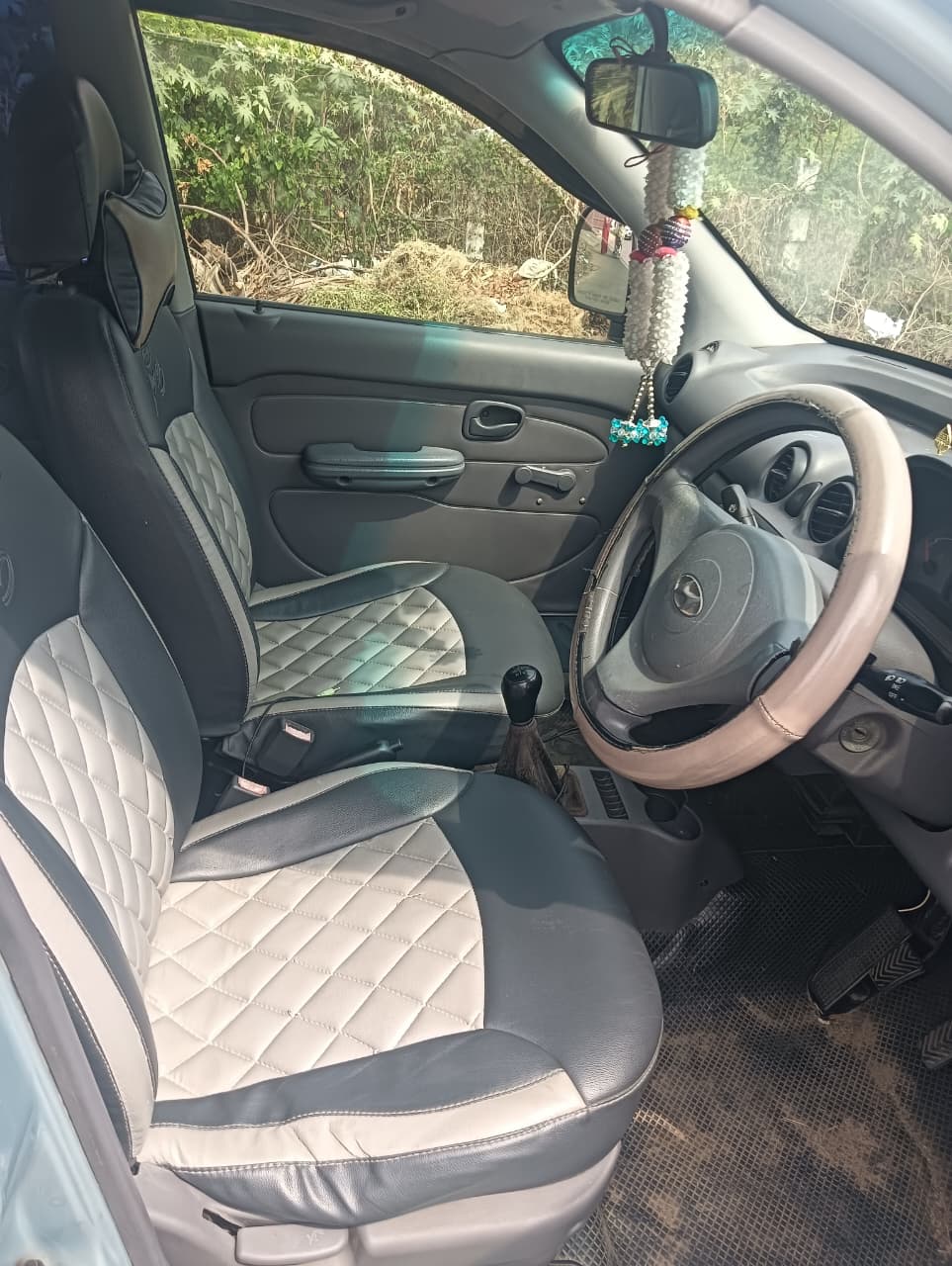 Hyundai Santro Xing - Image 7