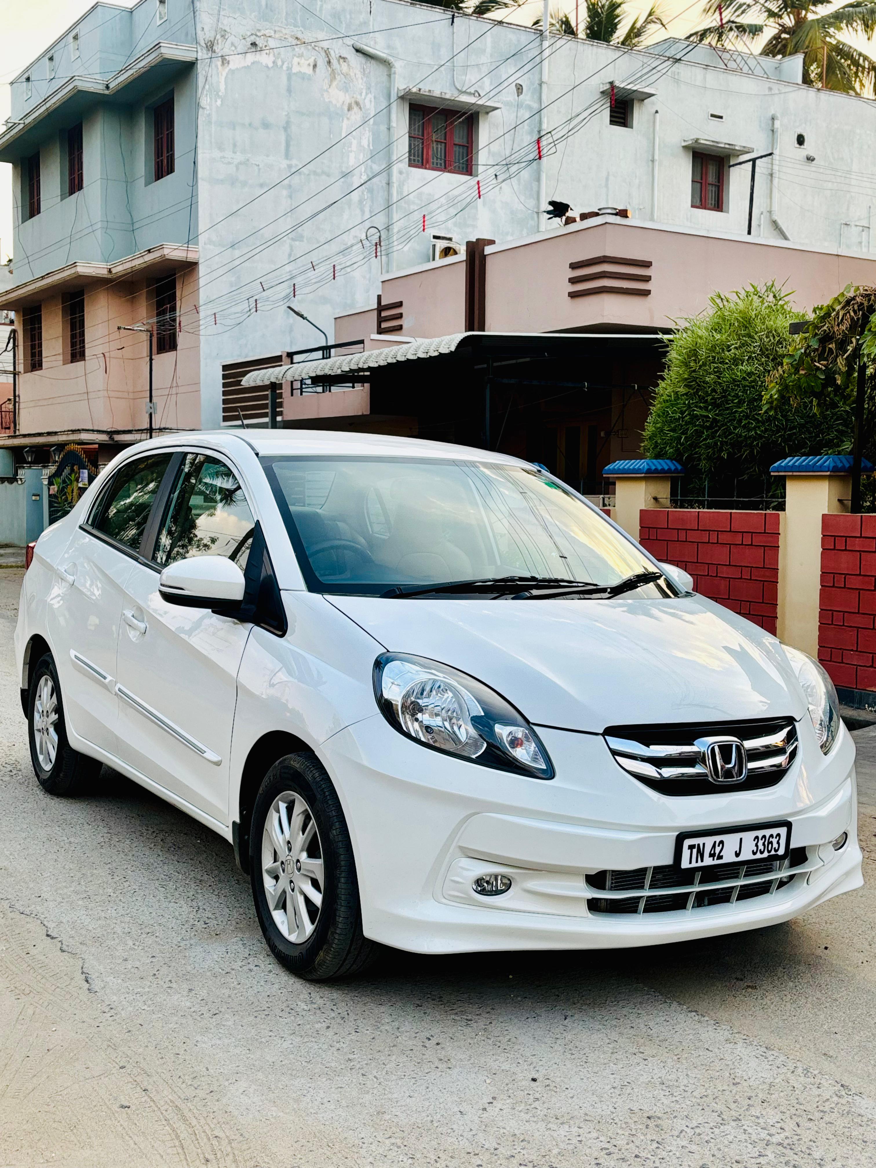 Honda Amaze - Image 8