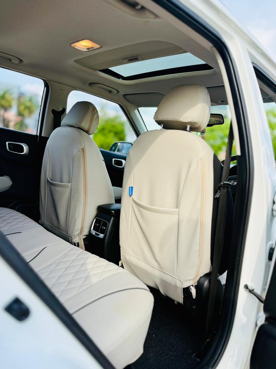 Hyundai Venue - Image 8