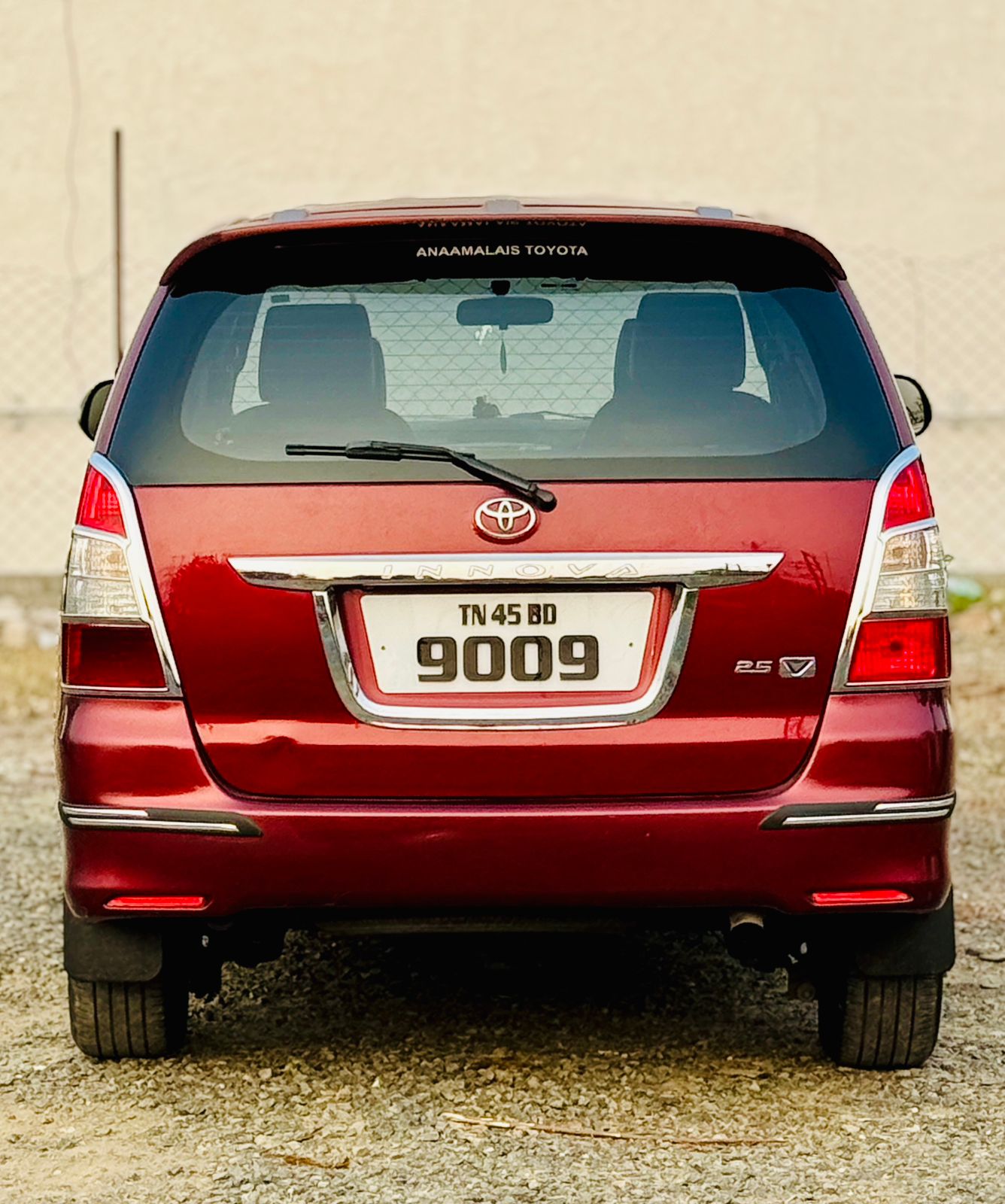 Toyota Innova - Image 3