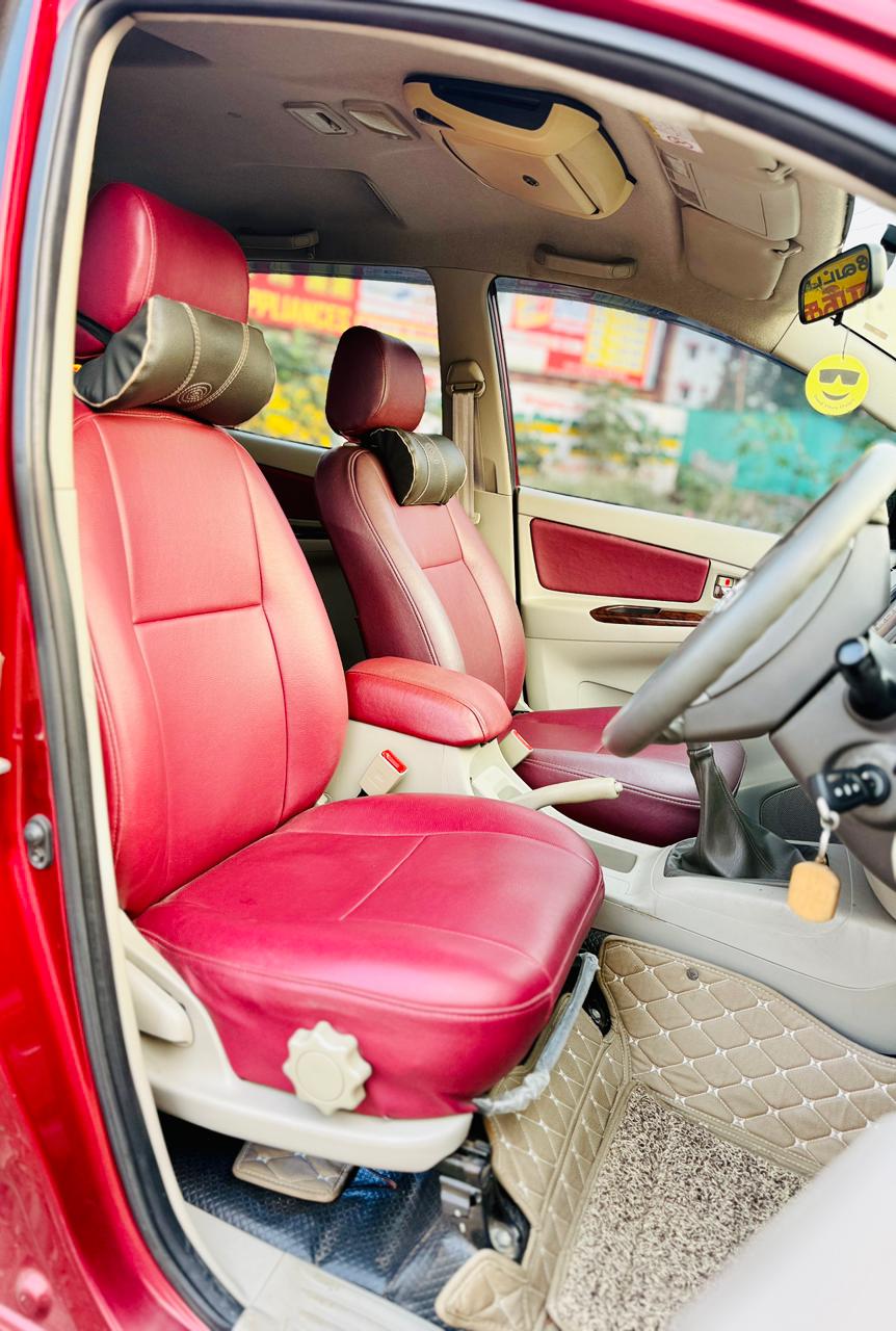 Toyota Innova - Image 6