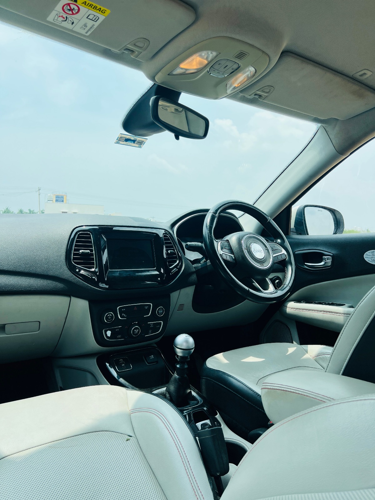 Jeep Compass - Image 2