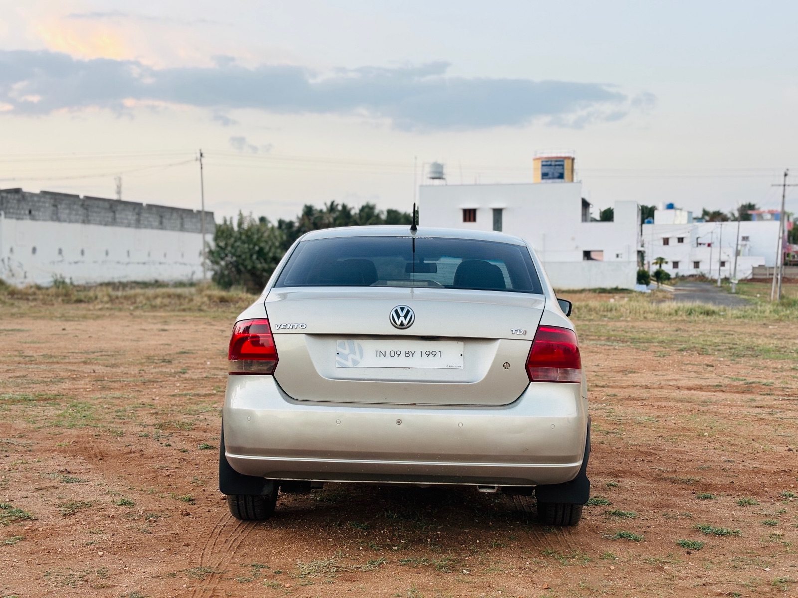 Volkswagen Vento - Image 9