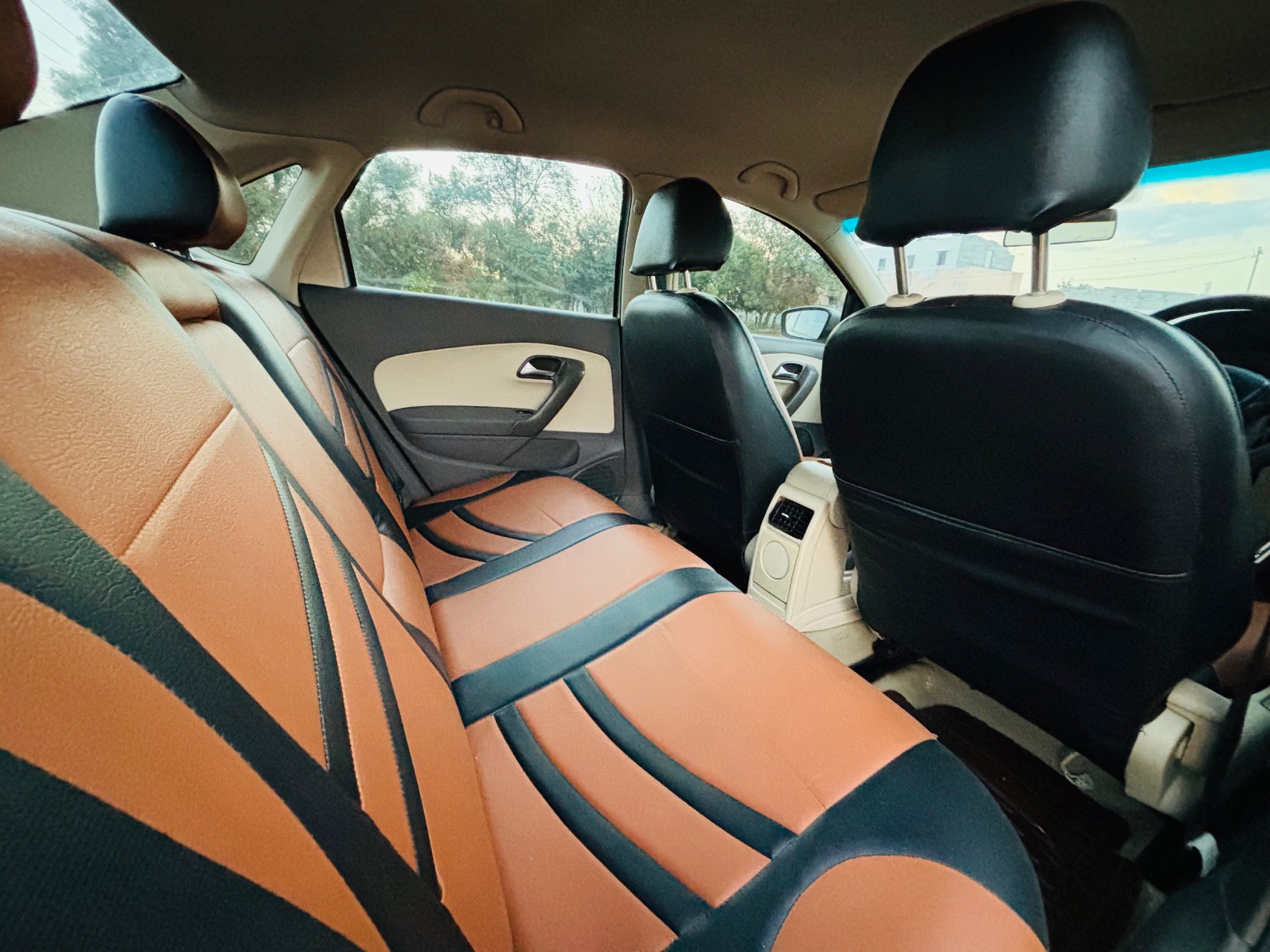 Volkswagen Vento - Image 8