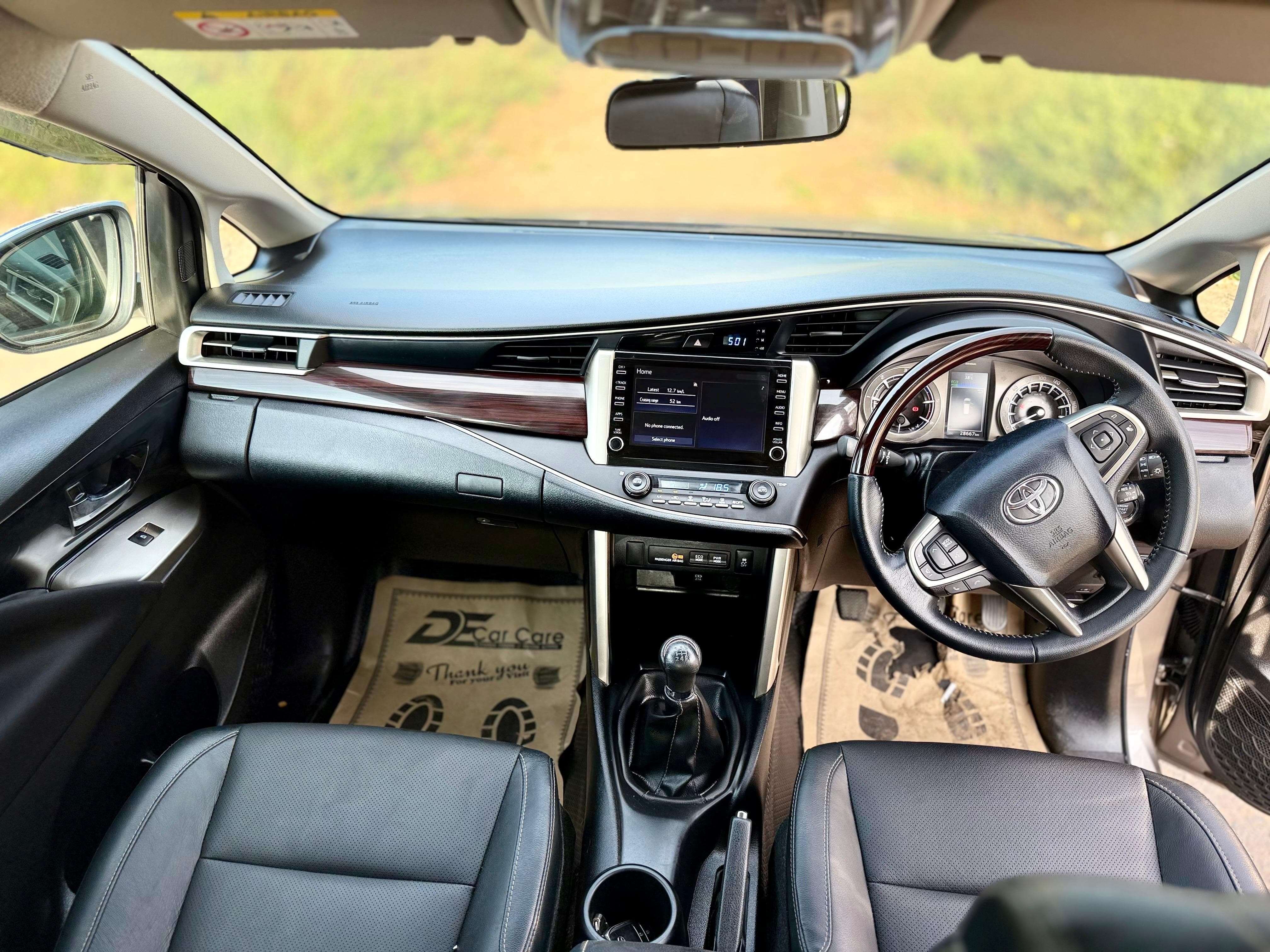 Toyota Innova Crysta - Image 4