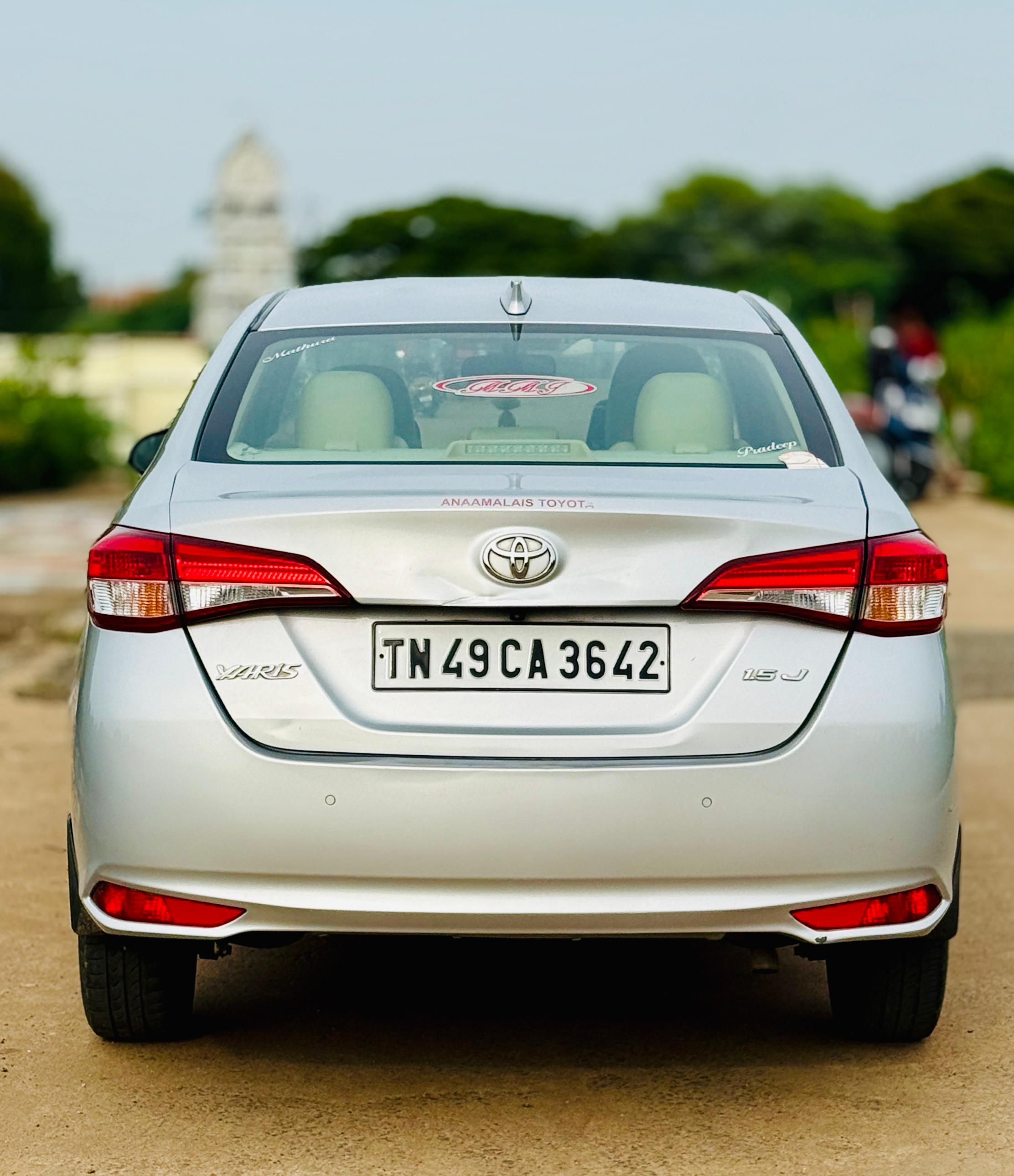 Toyota yaris - Image 6