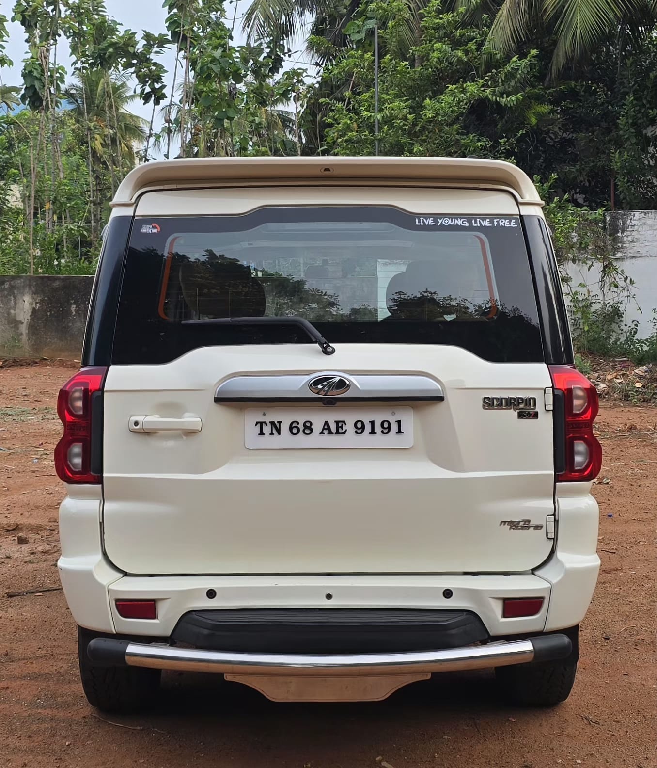 Mahindra Scorpio
