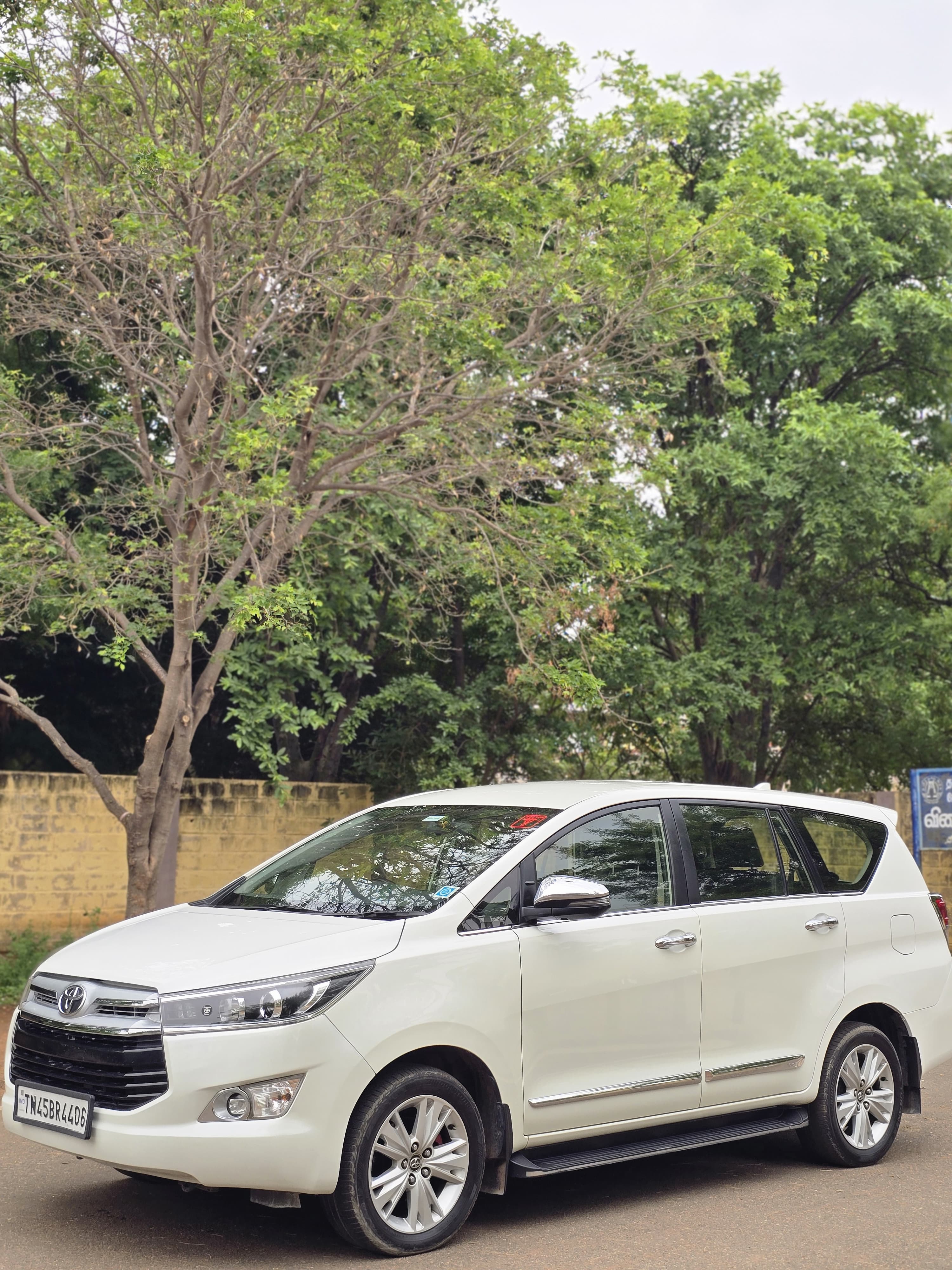 Toyota Innova Crysta - Image 5