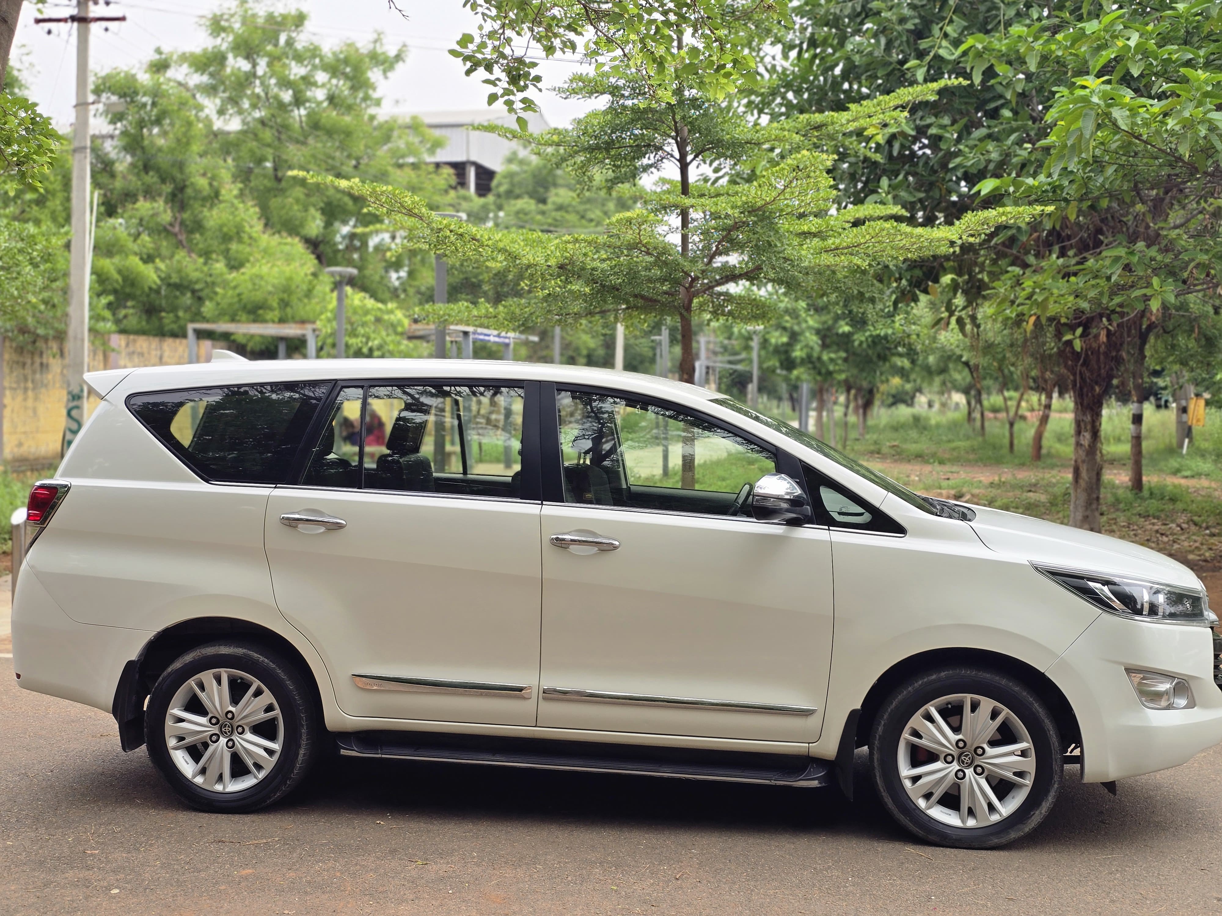 Toyota Innova Crysta - Image 6