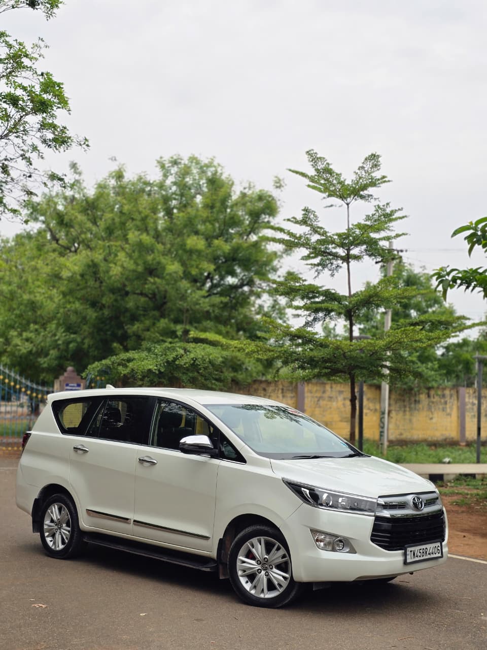 Toyota Innova Crysta - Image 2