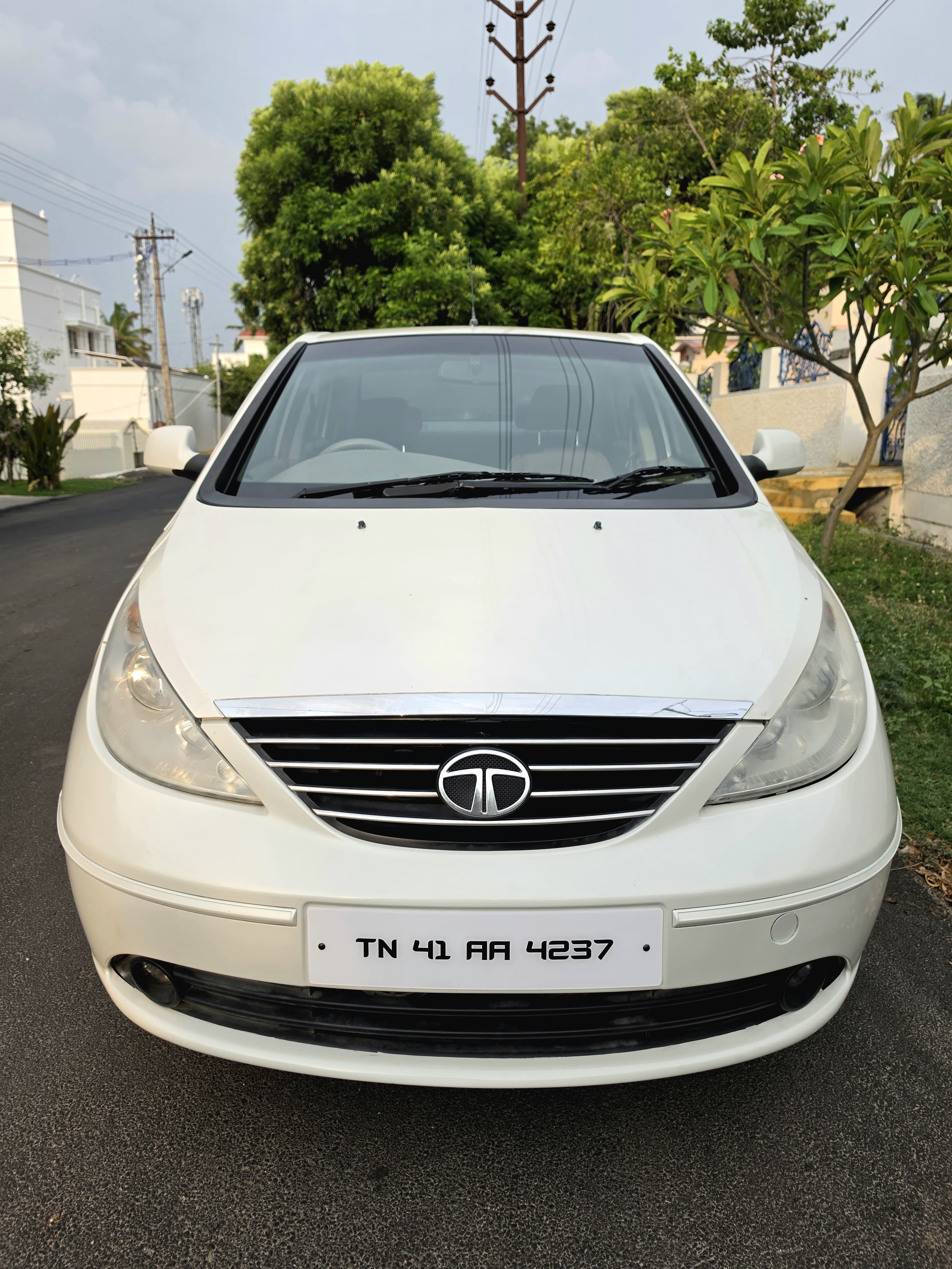 Tata Manza