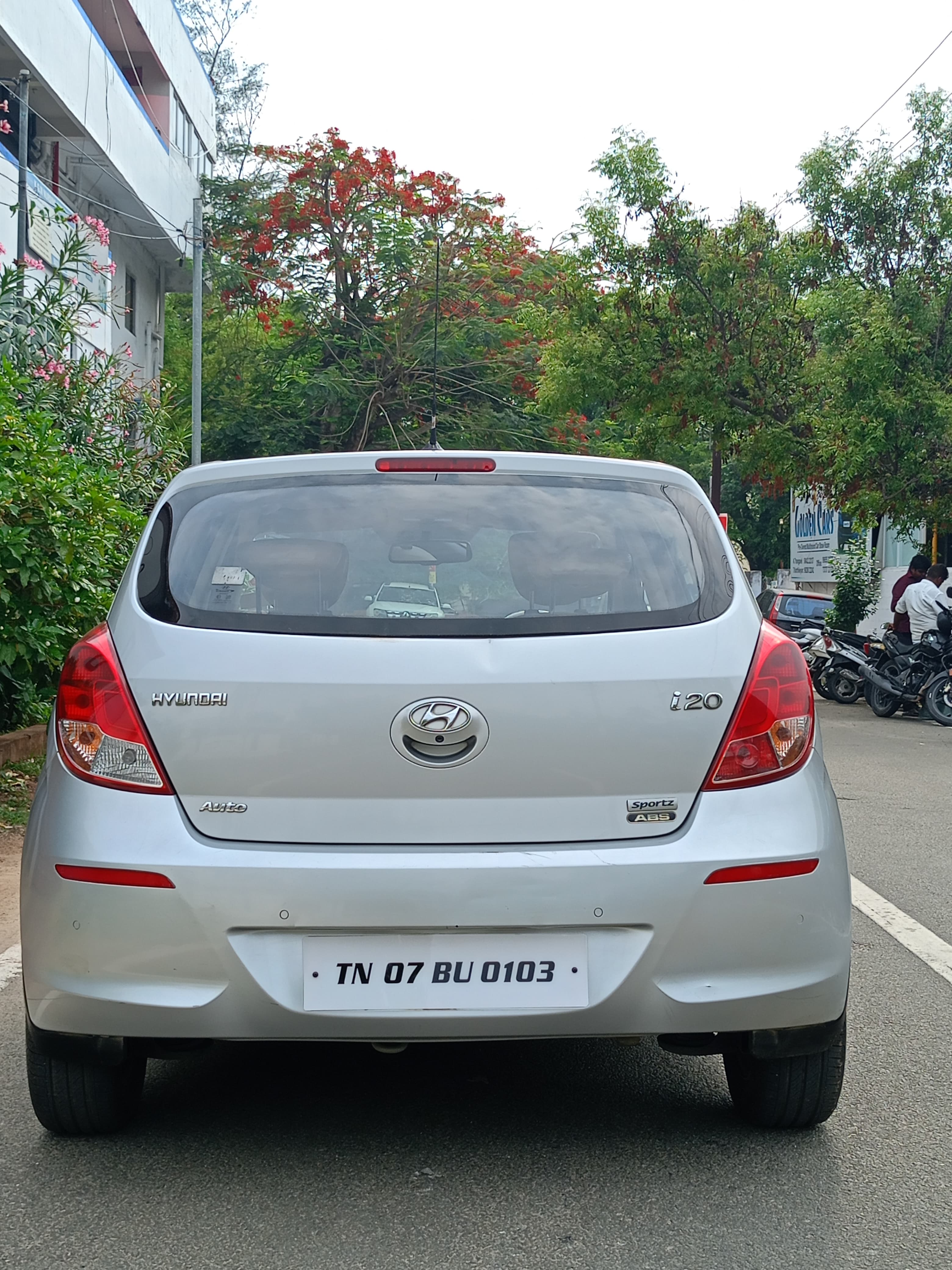 Hyundai i20 - Image 2