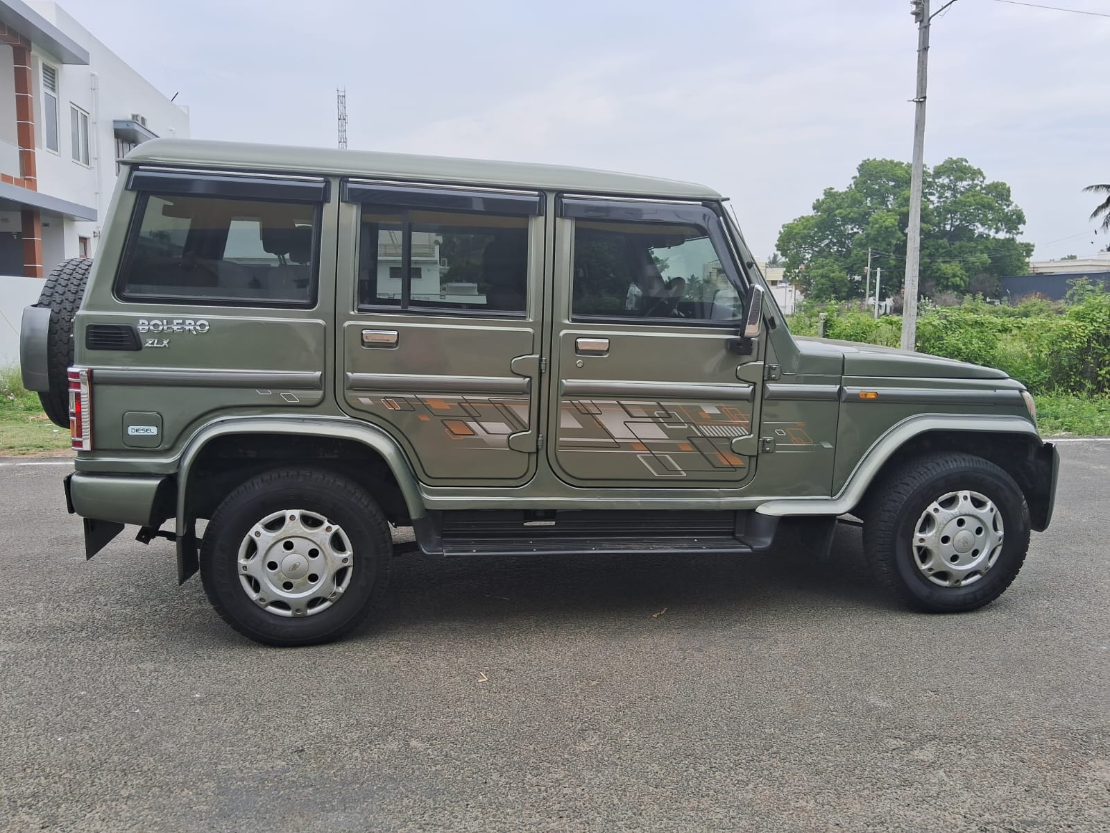 Mahindra Bolero - Image 5