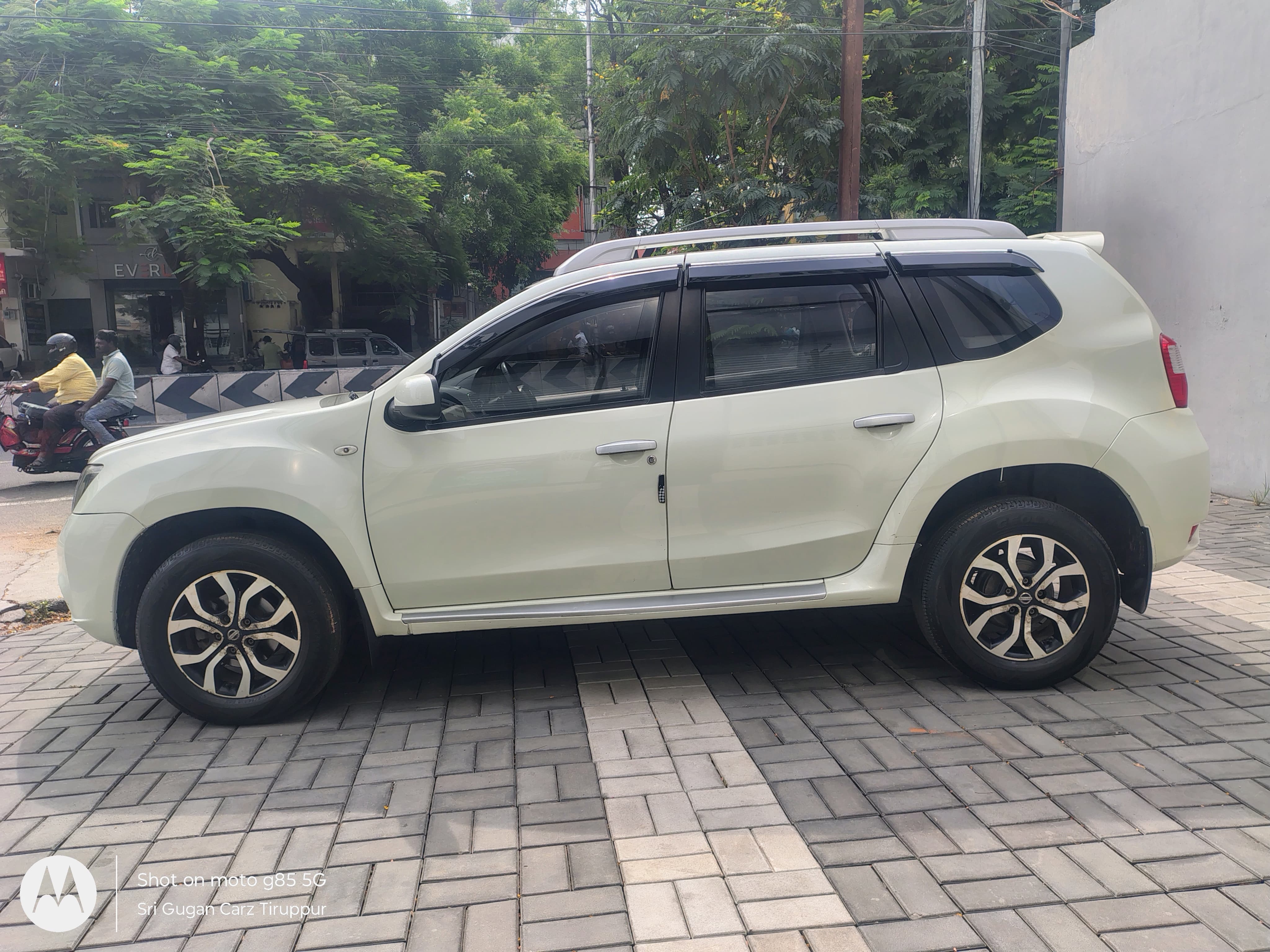 Nissan Terrano - Image 4