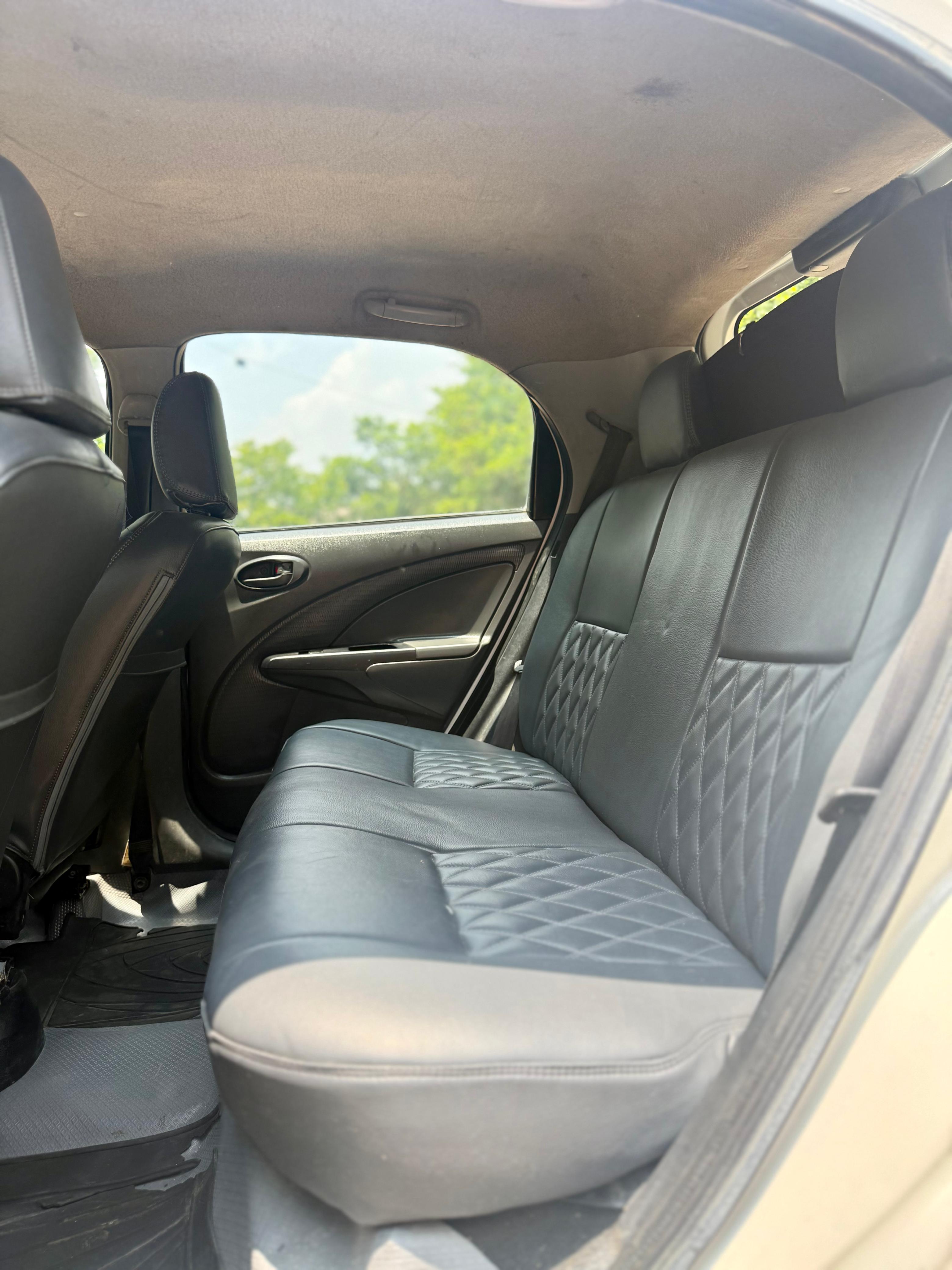 Toyota Etios Liva - Image 7
