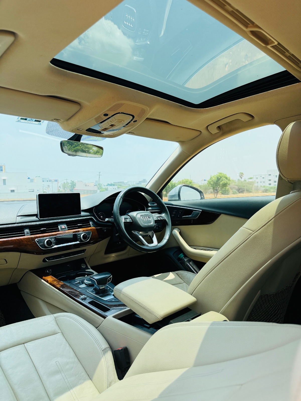 Audi A4 - Image 1