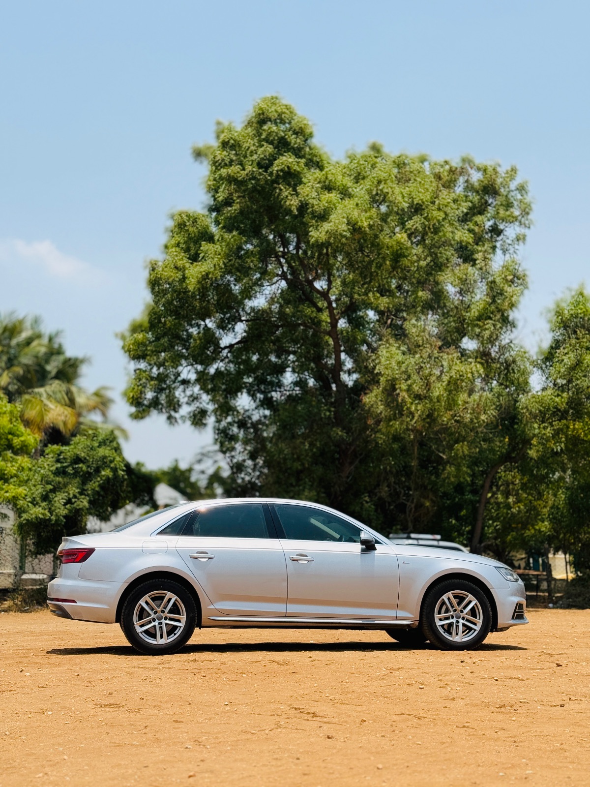 Audi A4 - Image 4