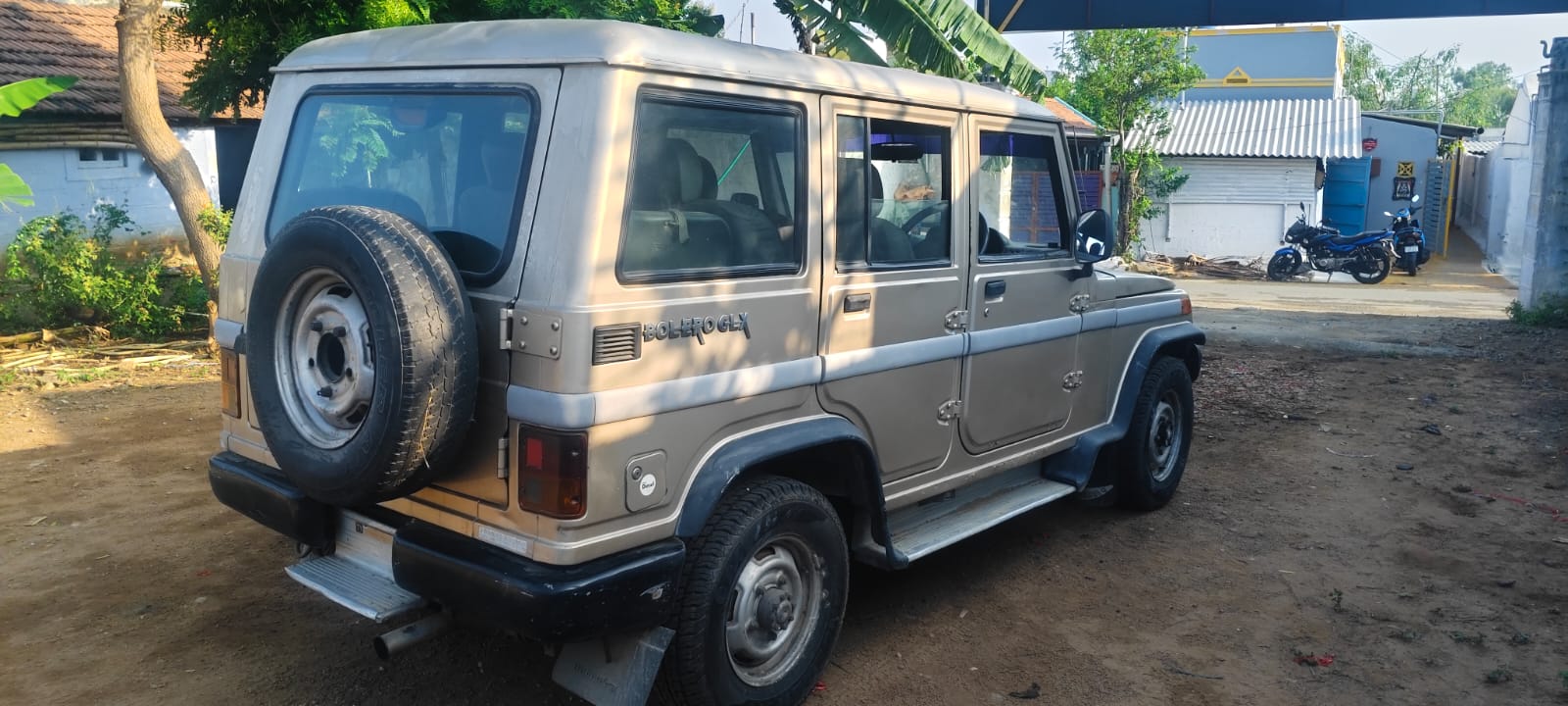 Mahindra Bolero - Image 2